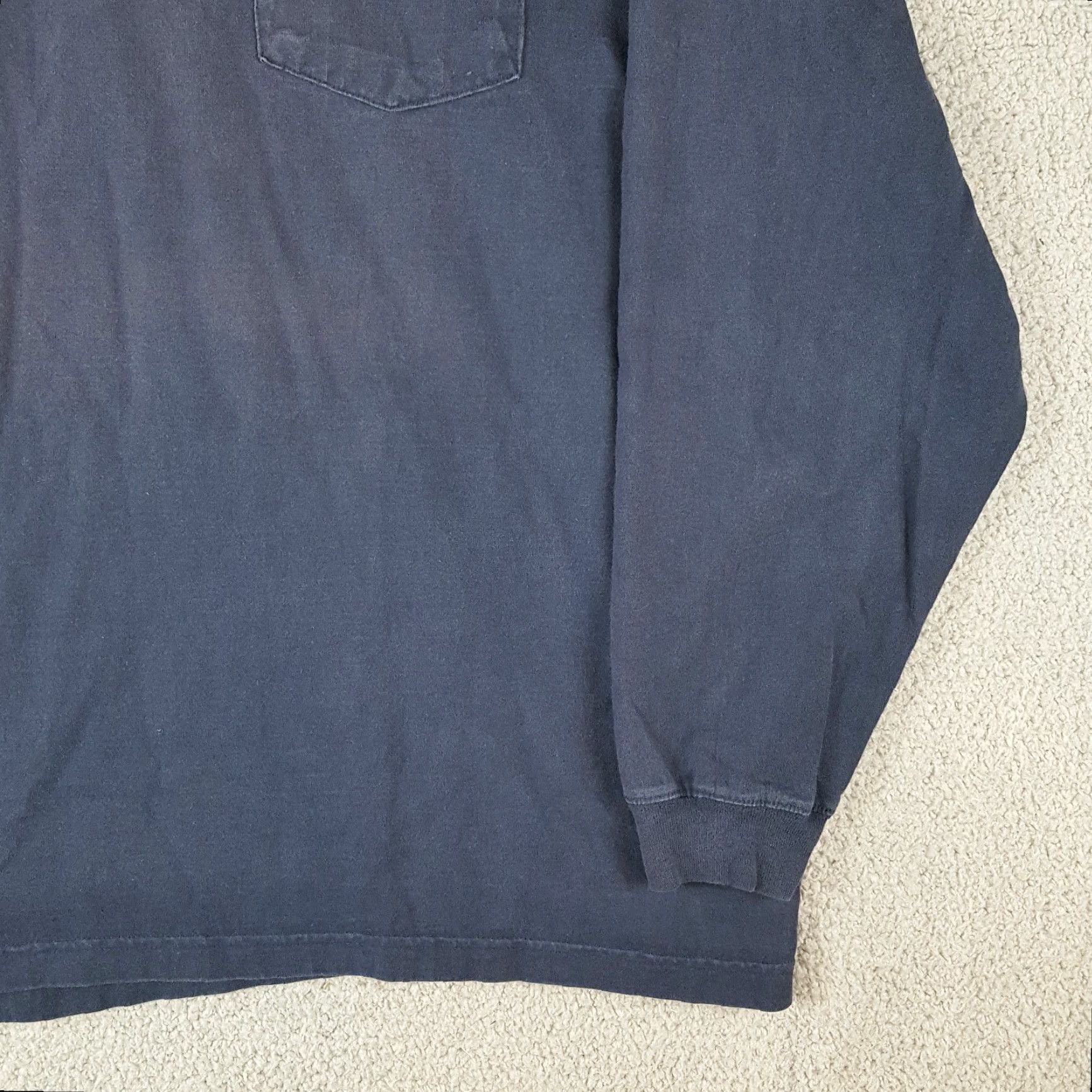 Carhartt VINTAGE Carhartt Faded Grunge Long Sleeve Henley T-Shirt Men's XL Navy Blue Logo Retro Workwear Size US XL / EU 56 / 4 - 3 Thumbnail