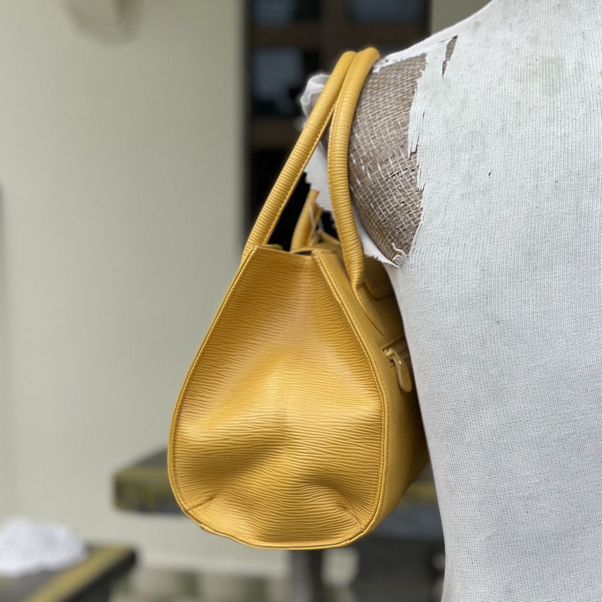 Hanae Mori × Leather × Vintage Vintage Hanae Mori Leather Handbag Size ONE SIZE - 4 Thumbnail