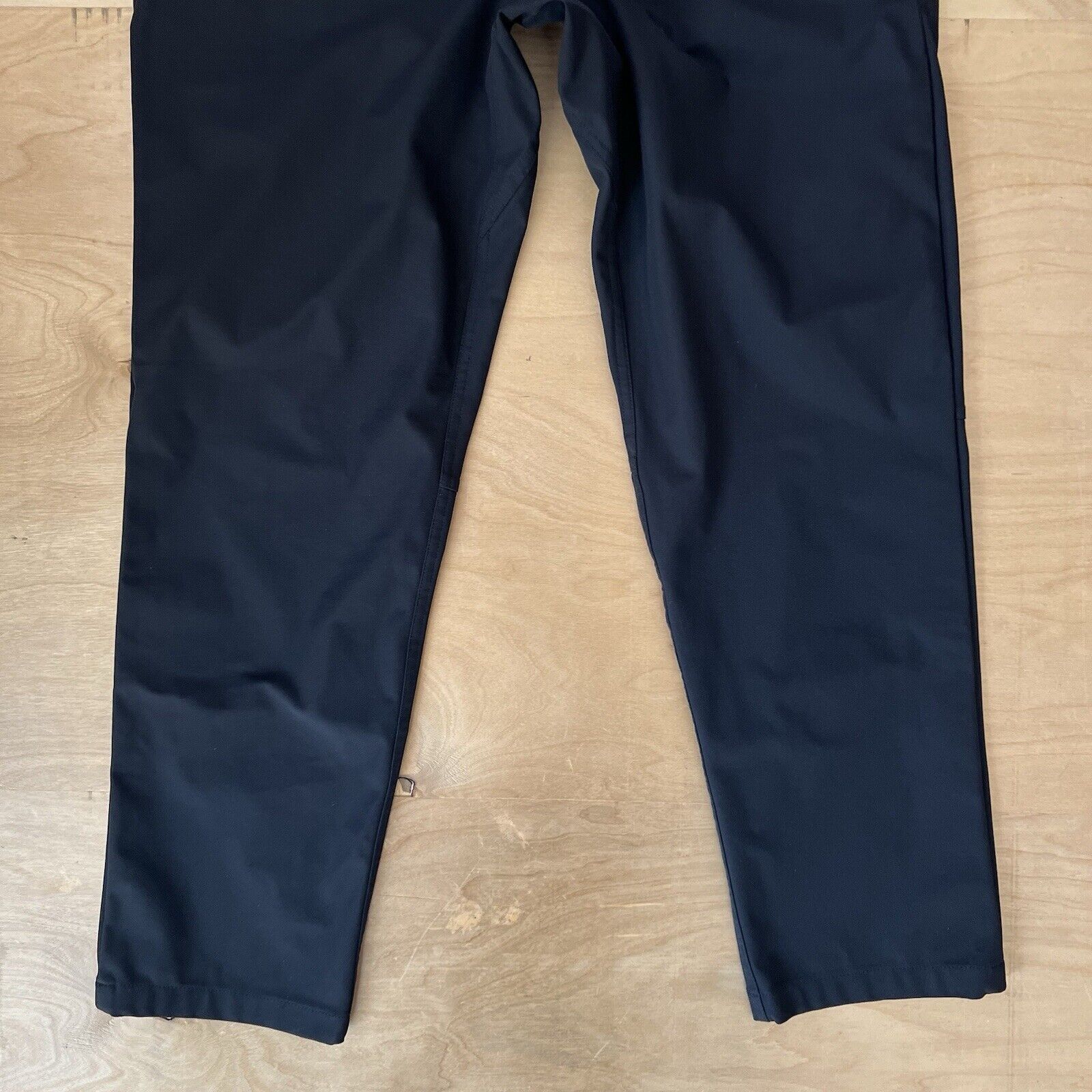 Lululemon Lululemon ABC Pants 34 Black Athleisure Casual Workwear Size US 34 / EU 50 - 4 Thumbnail