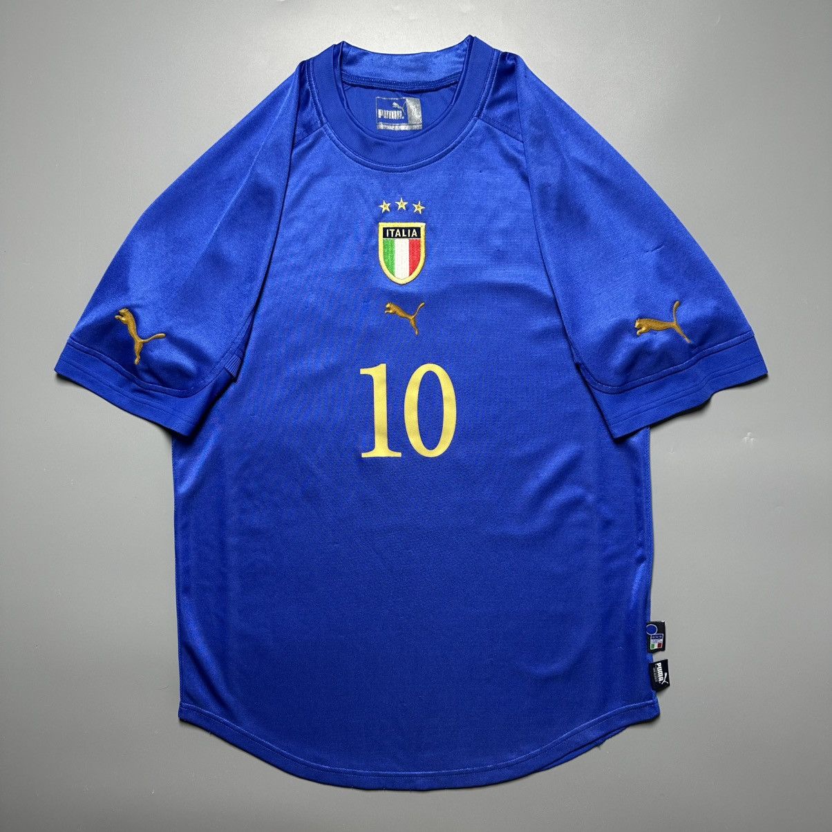 Puma ITALY PUMA 2004 EURO FOOTBALL SOCCER HOME JERSEY #10 BAGGIO Size US M / EU 48-50 / 2 - 2 Thumbnail