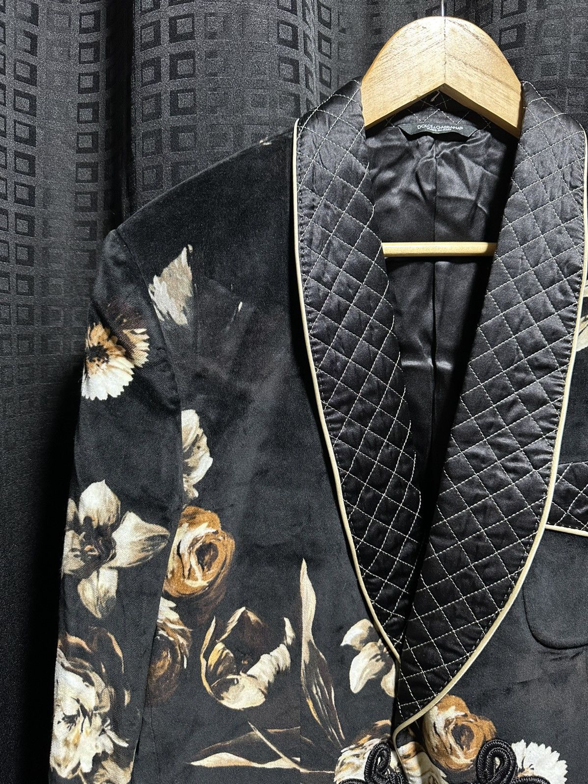 Dolce & Gabbana velour floral blazer
