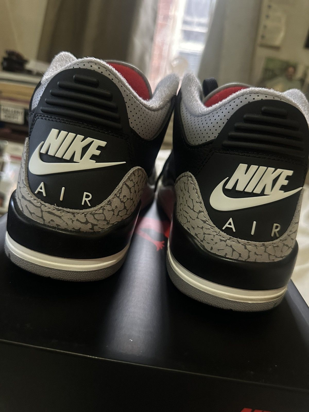 Jordan Brand Black cement 3 Jordan Size US 9.5 / EU 42-43 - 3 Thumbnail
