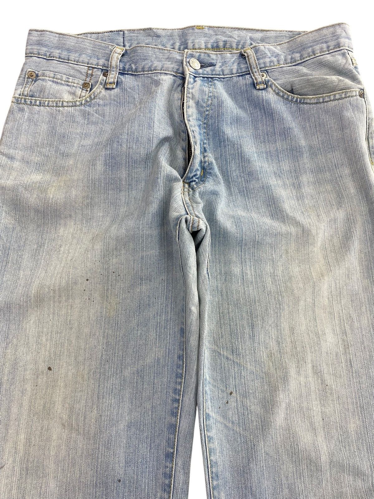 Uniqlo Uniqlo Faded Wash Style Straight Leg Jeans Size US 34 / EU 50 - 2 Thumbnail
