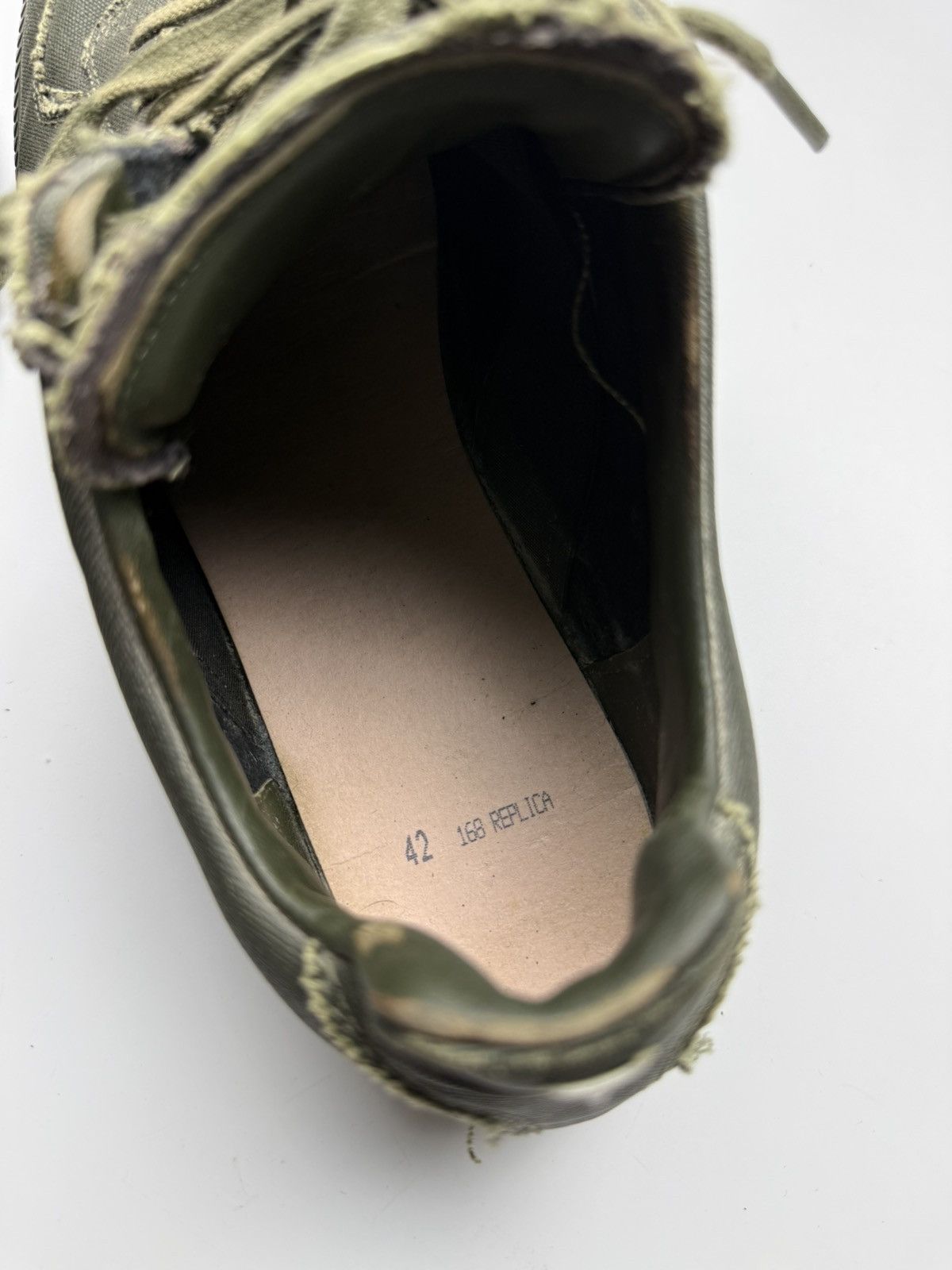Maison Margiela Maison Margiela Gats Distressed Olive Green Size US 9 / EU 42 - 14 Thumbnail