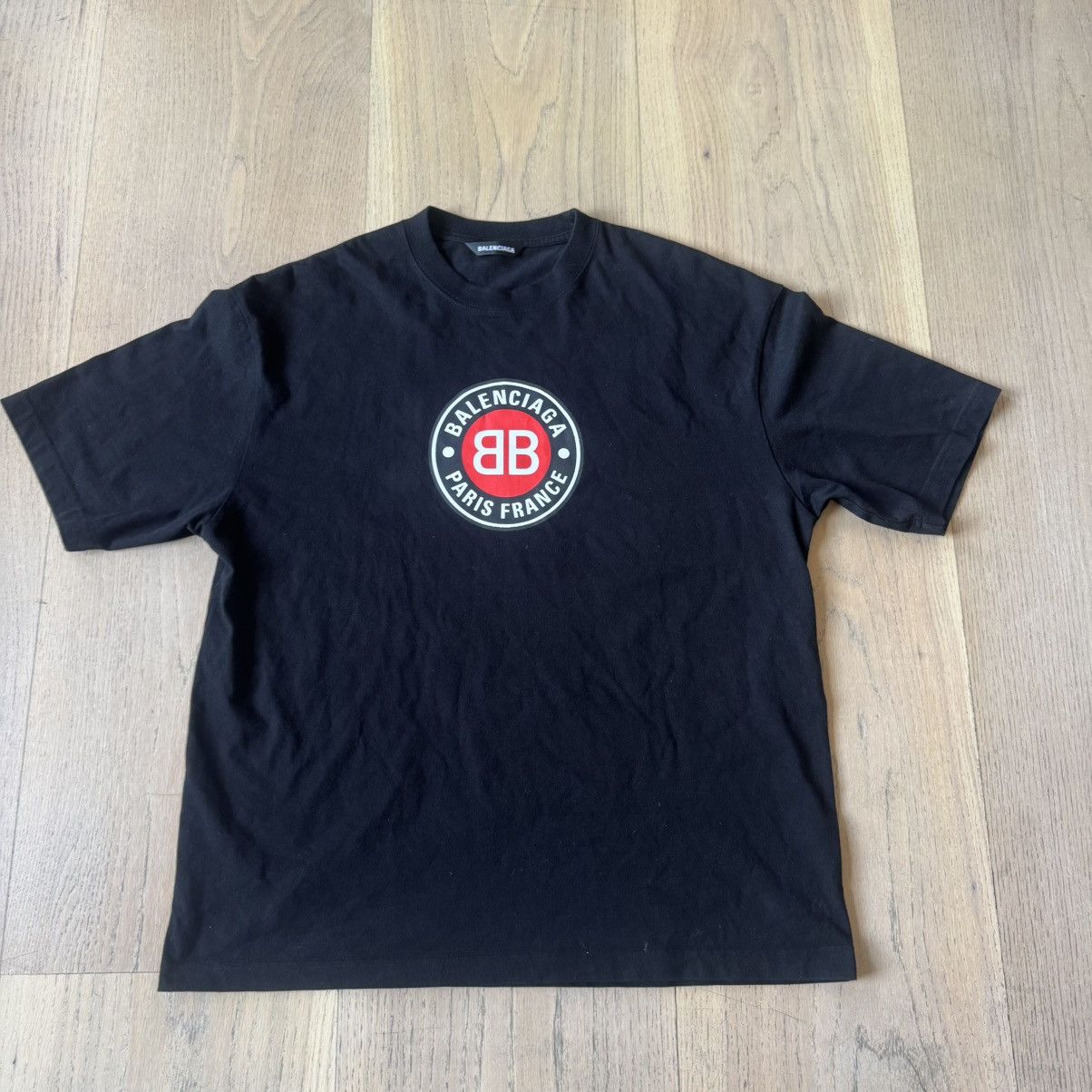 Balenciaga Balenciaga - Circle Logo Print T-Shirt - Black Size US L / EU 52-54 / 3 - 1 Thumbnail