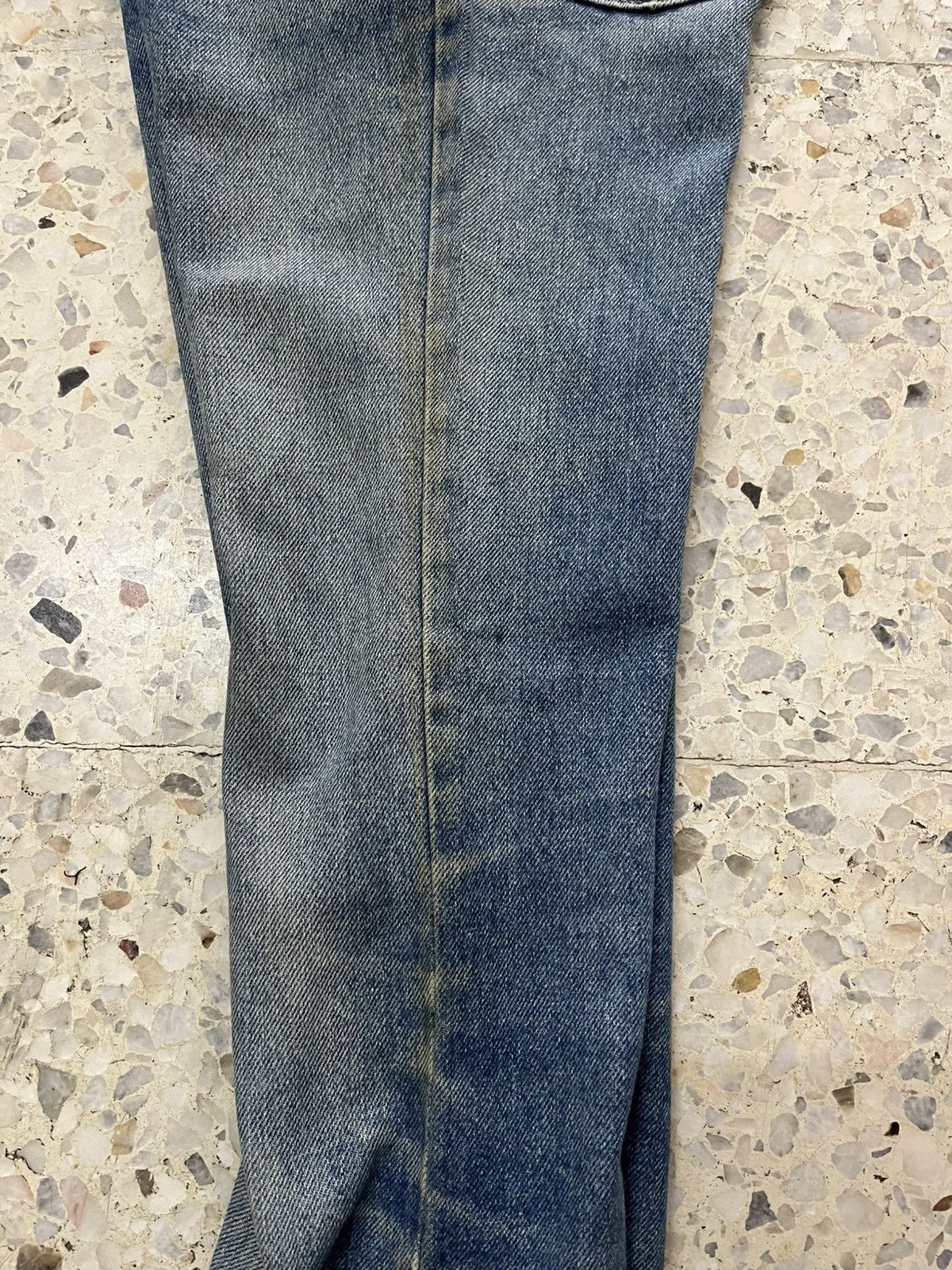 Levi's Vintage 90s Levi’s 517 distressed denim bootcut Size US 28 / EU 44 - 18 Thumbnail