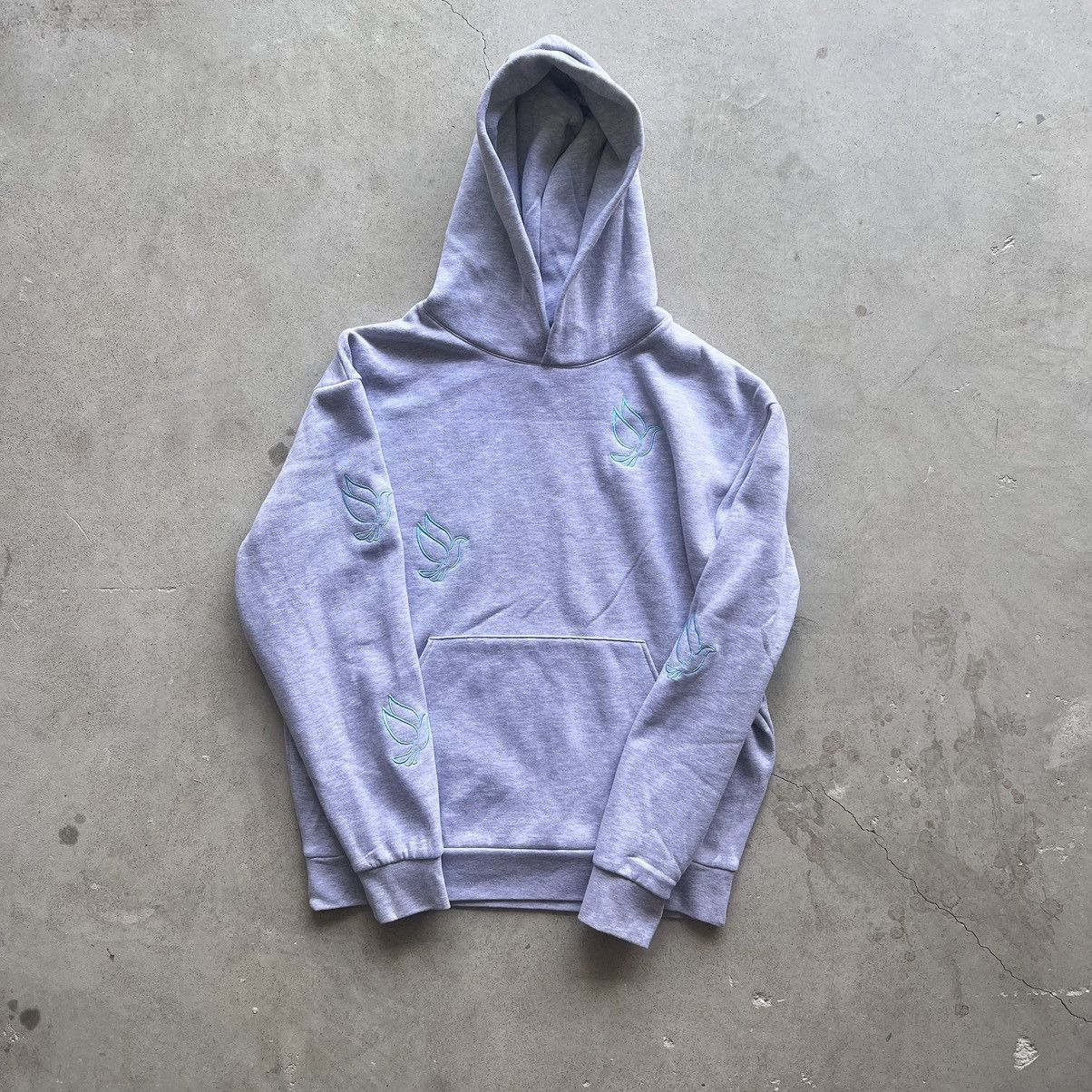Other Dove 5 Spot Embroidered Hoodie Size US M / EU 48-50 / 2 - 3 Thumbnail