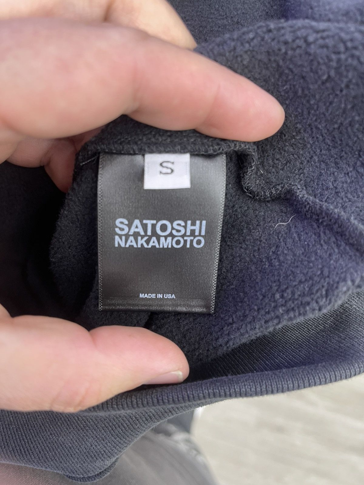 Satoshi Nakamoto Satoshi Nakamoto hoodie Moto (black) Size US S / EU 44-46 / 1 - 5 Thumbnail