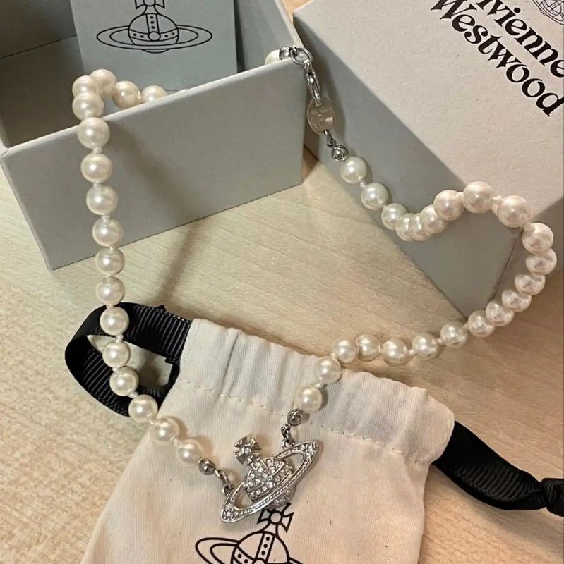 Vivienne Westwood Vivienne Westwood White Alloy Necklace 39cm 0089 Size ONE SIZE - 1 Thumbnail