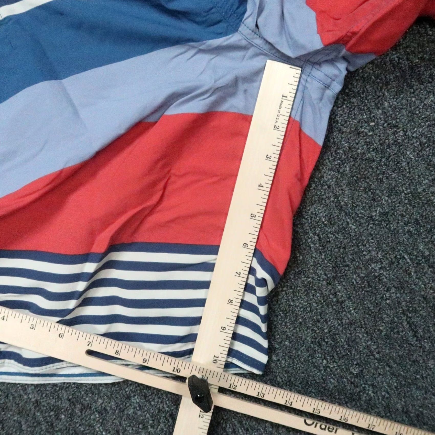 Patagonia Patagonia Board Shorts Mens 34 Blue White Red Stripe Wavefarer Zip Pocket Swim Bottoms Size US 34 / EU 50 - 7 Thumbnail