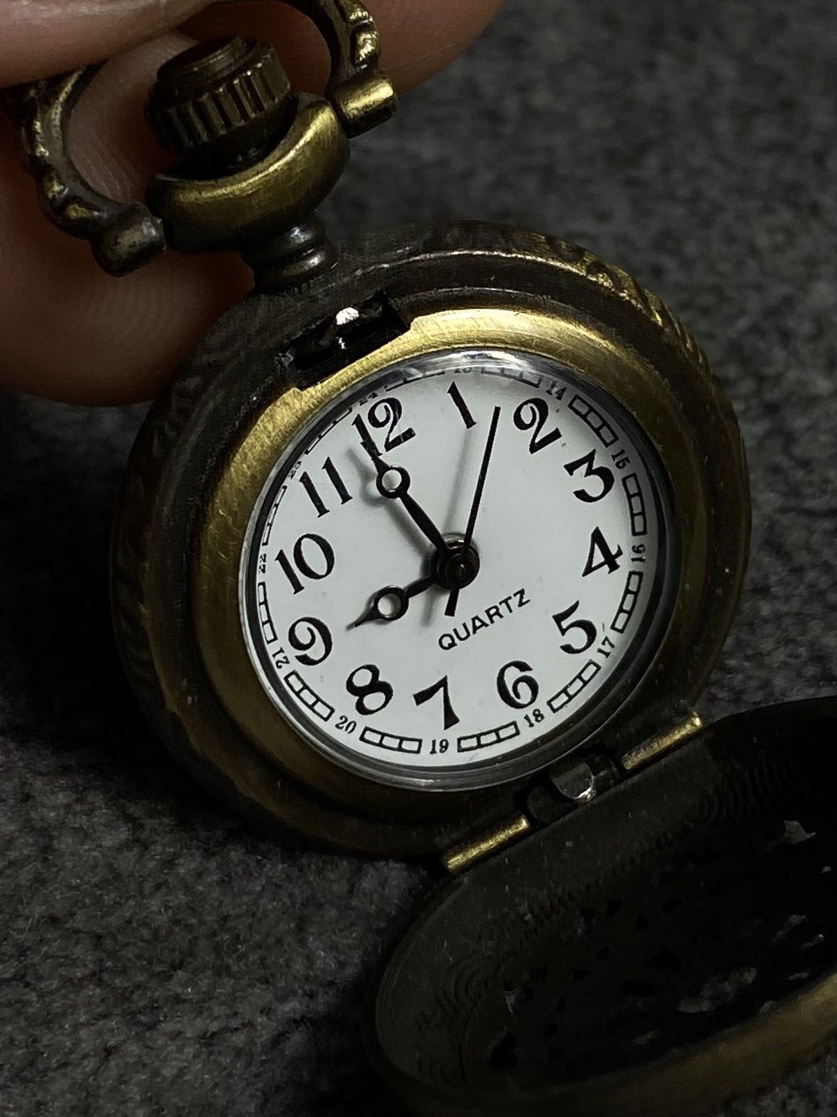 Japanese Brand × Vintage Rare Futuristic Vintage Japan Pocket Mini Watch - Work 100% Size ONE SIZE - 4 Thumbnail