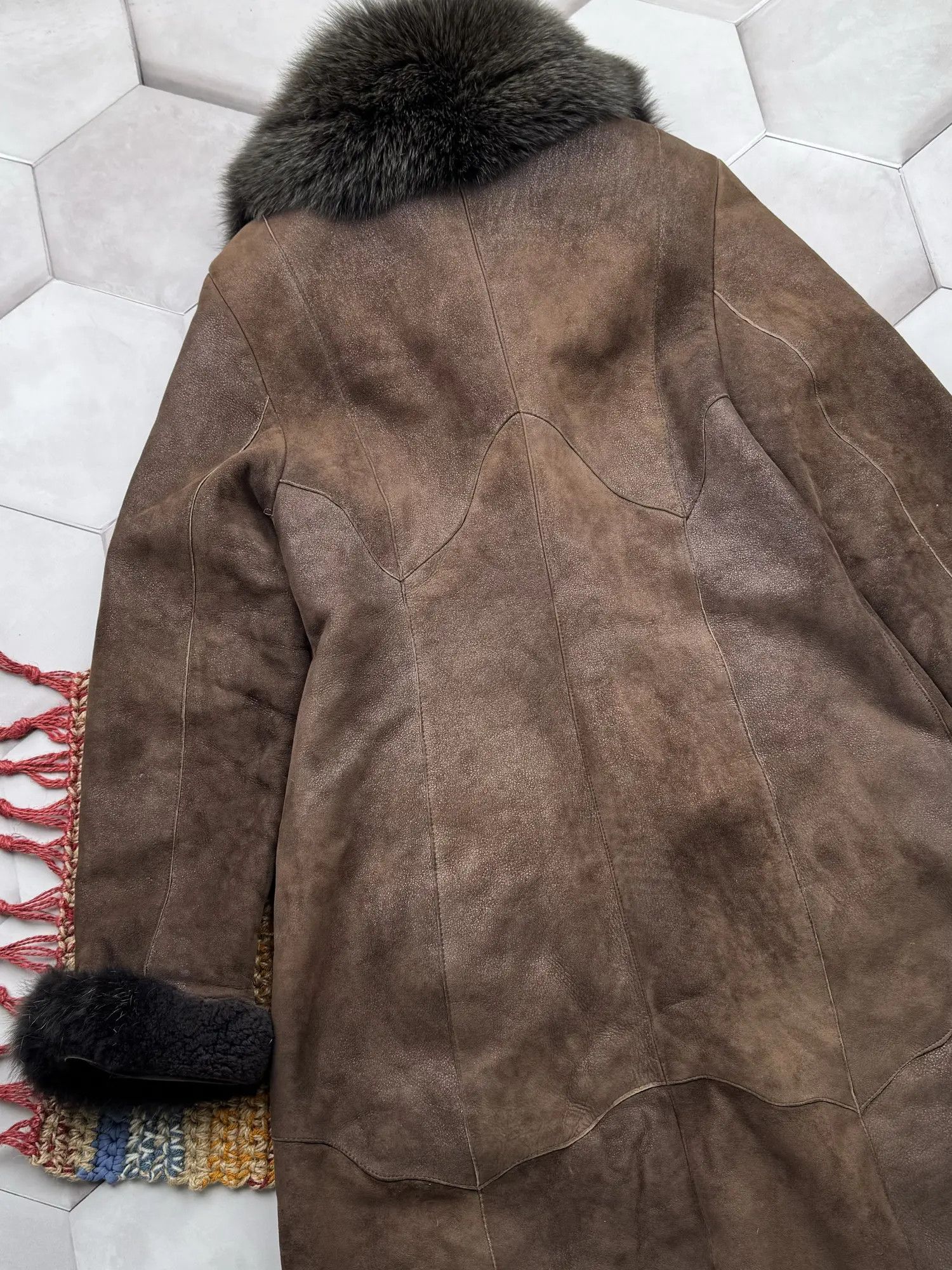 Vintage Vintage Real Sheepskin Coat (E4) Size M / US 6-8 / IT 42-44 - 6 Thumbnail