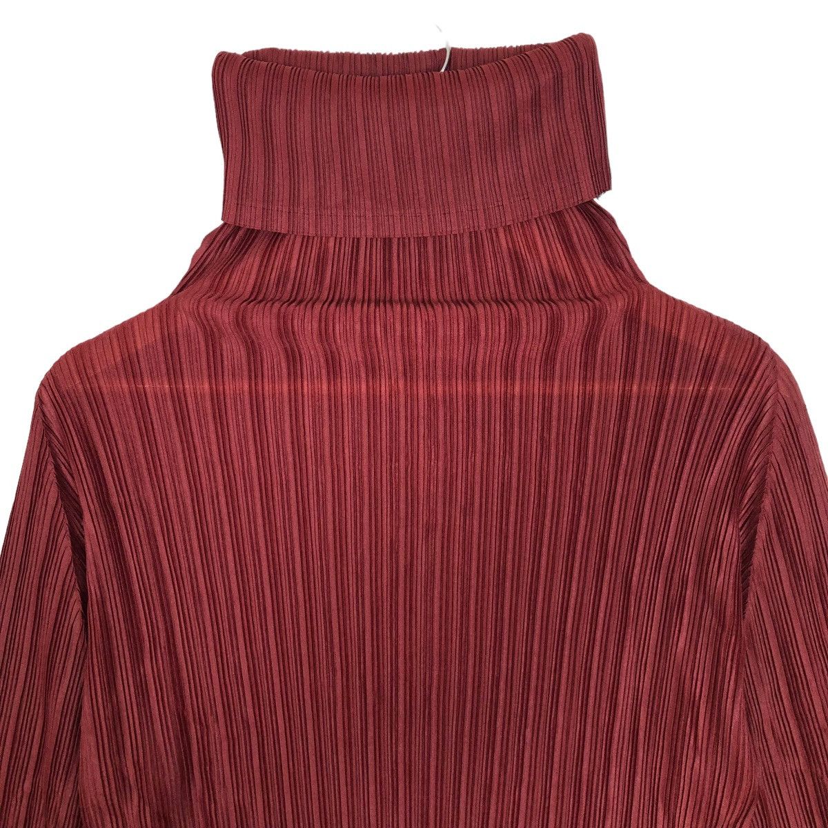 Issey Miyake Vintage Pleats Please Issey Miyake Turtleneck Pleated Top Size S / US 4 / IT 40 - 6 Thumbnail
