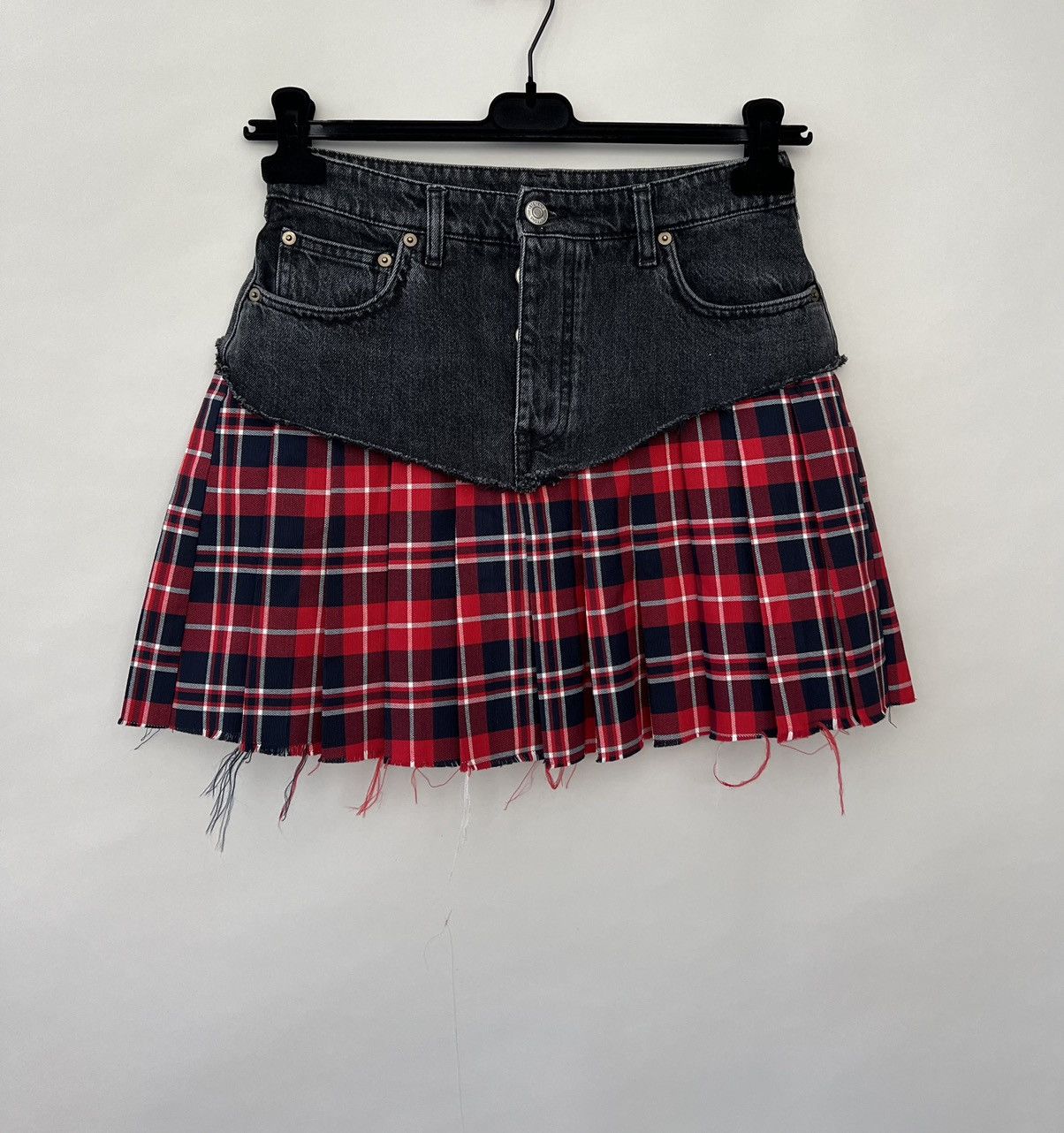Vetements School Girl Pleated Mini Skirt