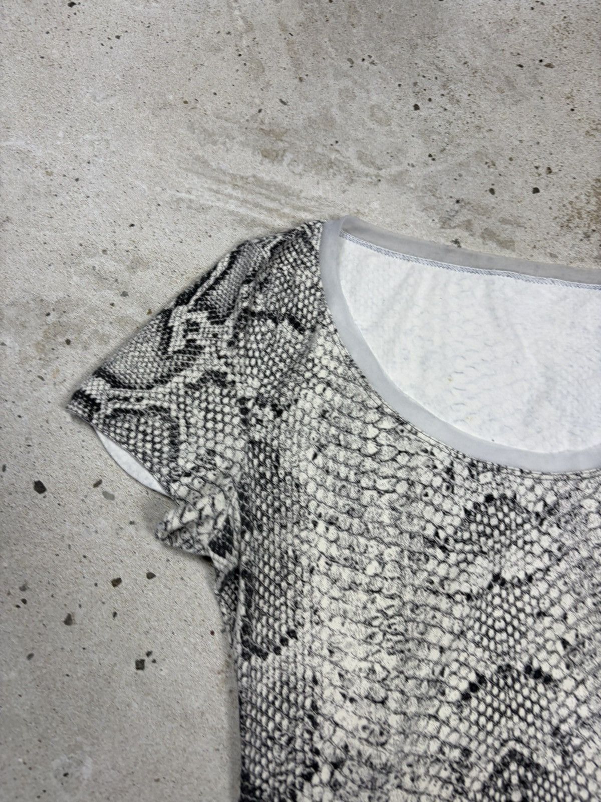 Roberto Cavalli Vintage 2000s Roberto Cavalli Snake Skin Print Set Skirt Size 29" - 21 Thumbnail