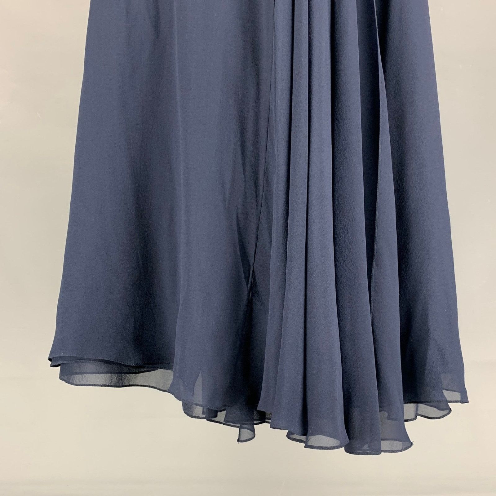 Ralph Lauren RALPH LAUREN Size 6 Navy Silk Solid Slits Long Skirt Size 28" / US 6 / IT 42 - 4 Thumbnail