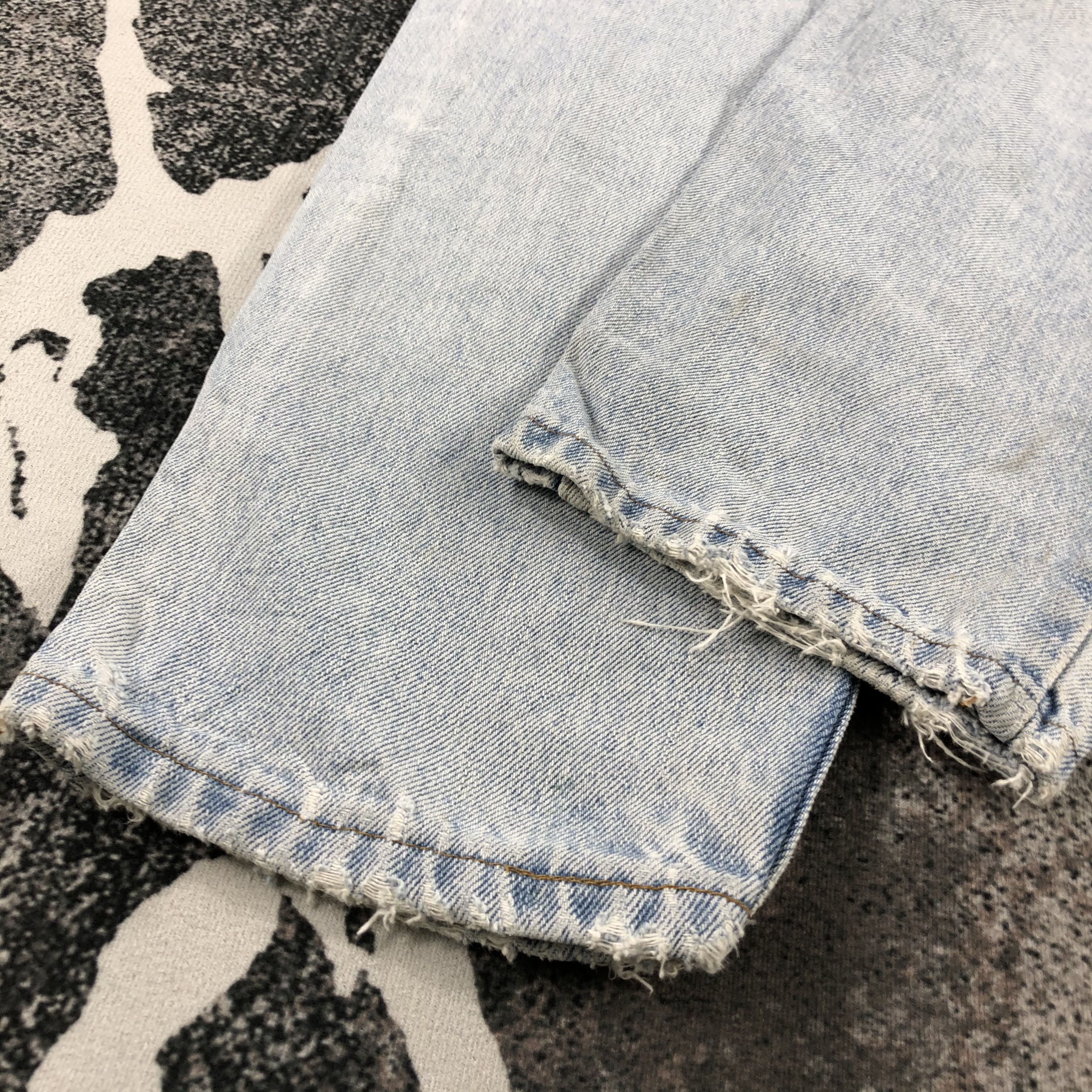 Levi's Vintage 90s Levis 550 Jeans Light Wash Denim KJ929 Size US 32 / EU 48 - 6 Thumbnail
