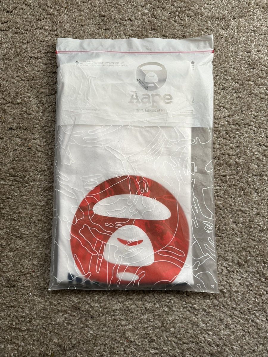 Aape AAPE MOONFACE PRINTED TEE Size US L / EU 52-54 / 3 - 8 Thumbnail