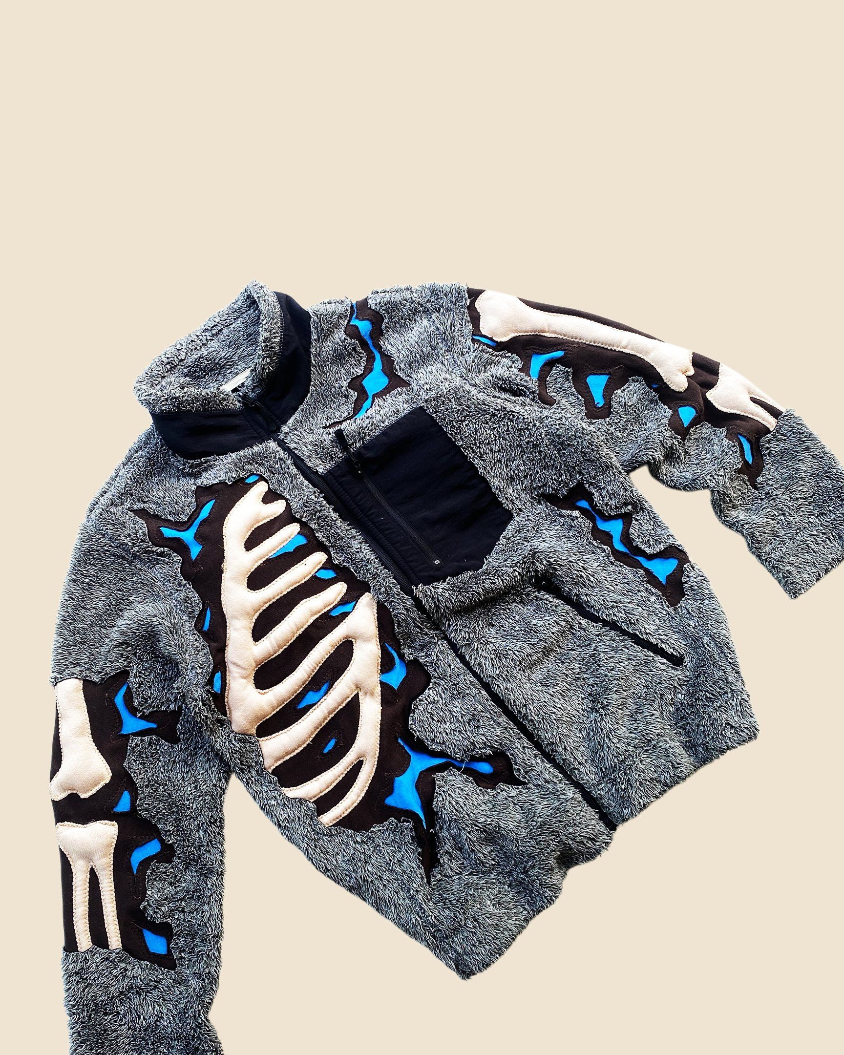 GU 1 OF 1 REWORKED 3D PUFF SKELETON SHERPA JACKET SIZE S/M Size US S / EU 44-46 / 1 - 4 Thumbnail