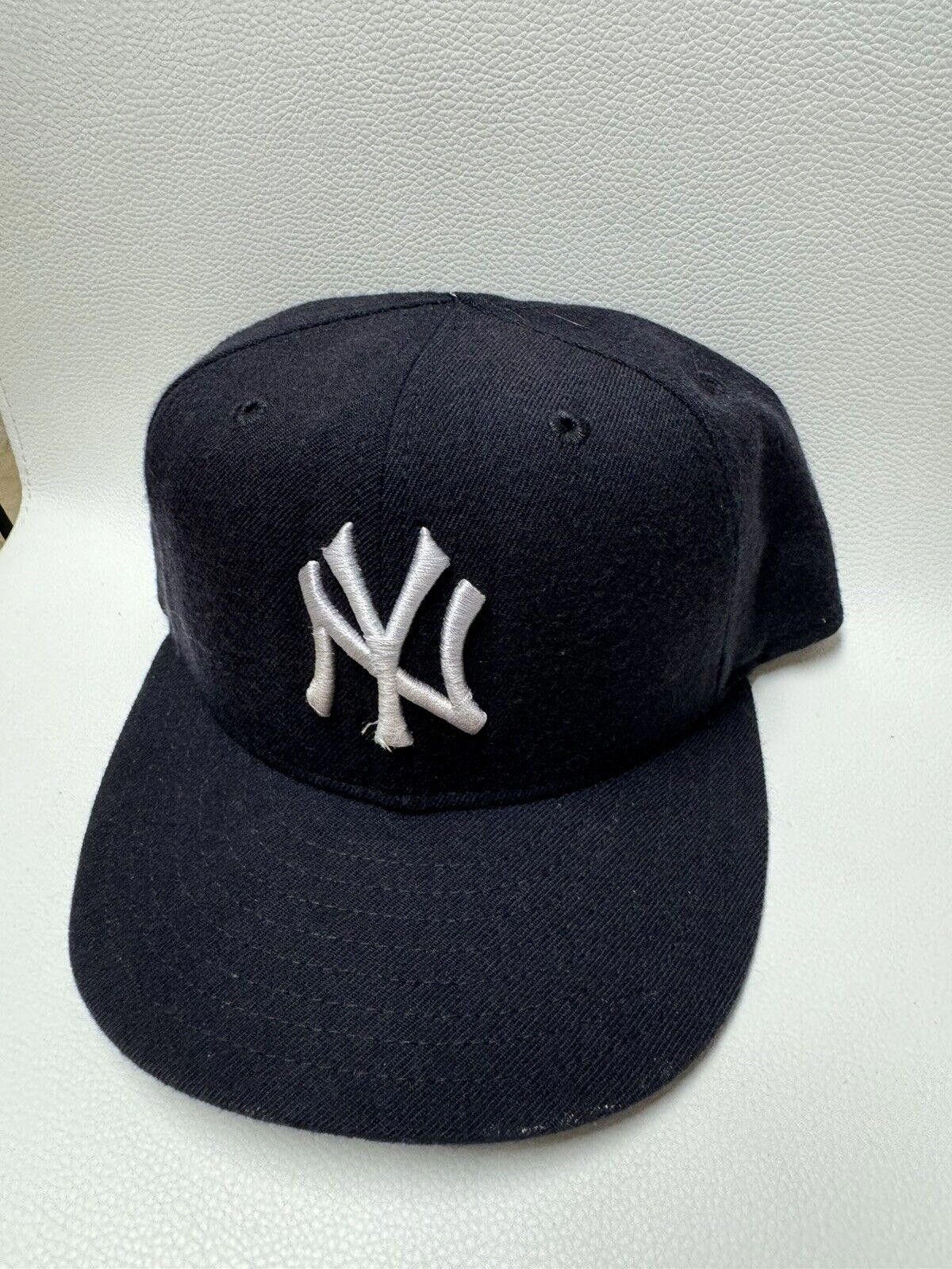 MLB × New Era × New York Yankees new era 59fifty MLB New York Yankees Fitted Hat Size ONE SIZE - 3 Thumbnail