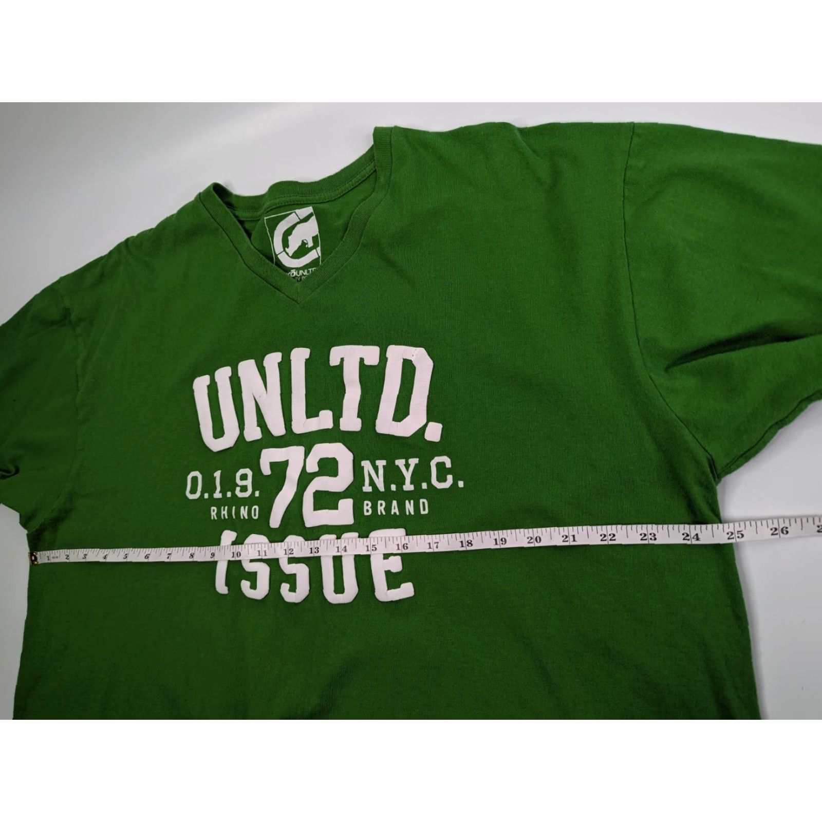 Ecko Unltd. VINTAGE Ecko Unltd. NYC 1972 Issue Tee Shirt Green V-Neck Men 3XL Shirt Mens Streetwear Size US XXL / EU 58 / 5 - 5 Thumbnail