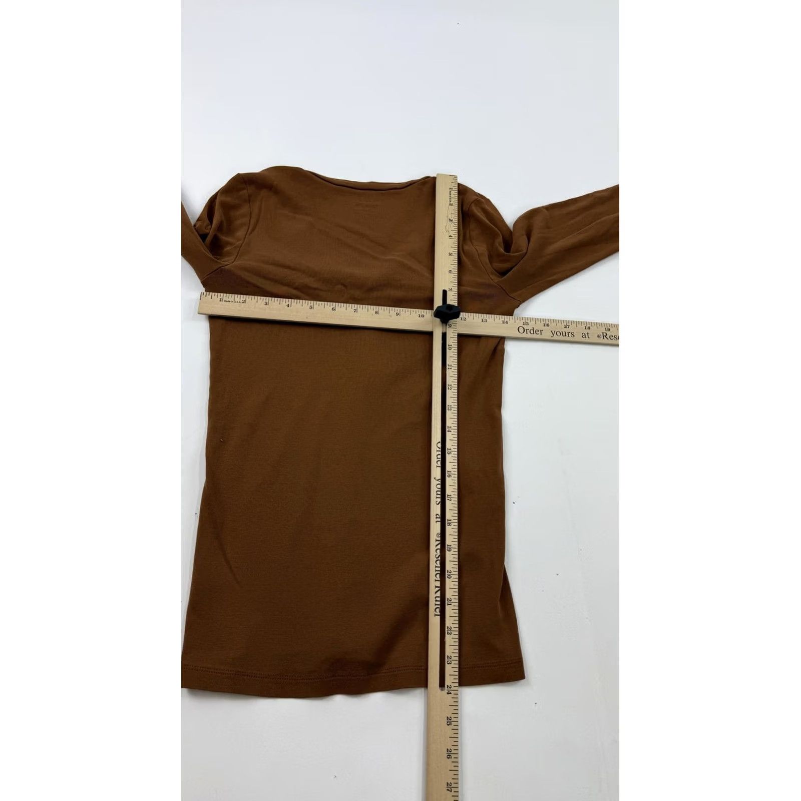 J.Crew J.Crew Shirt Womens Small Brown Perfect Fit V Neck Long Sleeve Cotton Tee Top Size S / US 4 / IT 40 - 7 Thumbnail