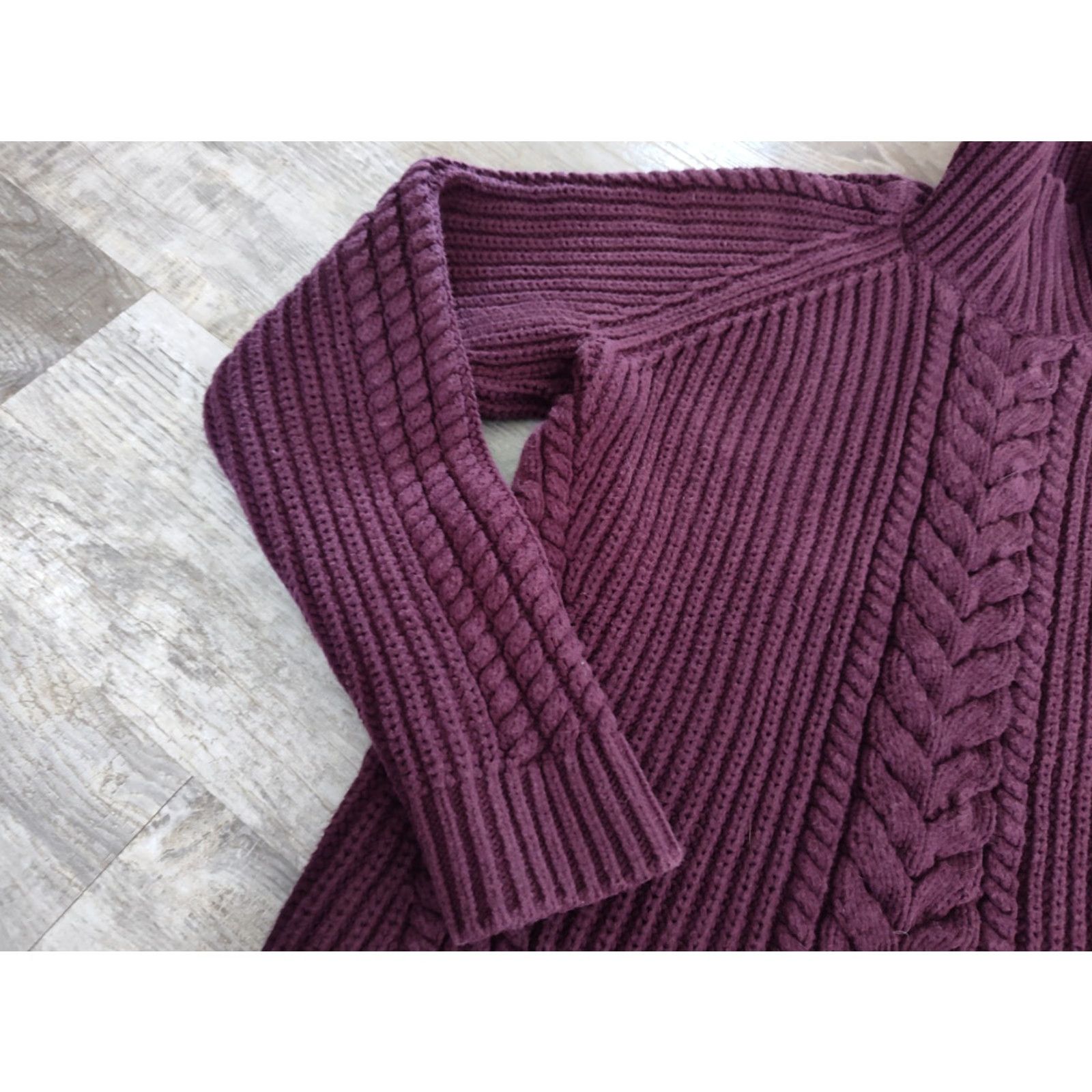 Lululemon VINTAGE Lululemon Women's Sweater Pullover Turtleneck Casual Size 4 Burgundy Cotton Size S / US 4 / IT 40 - 4 Thumbnail