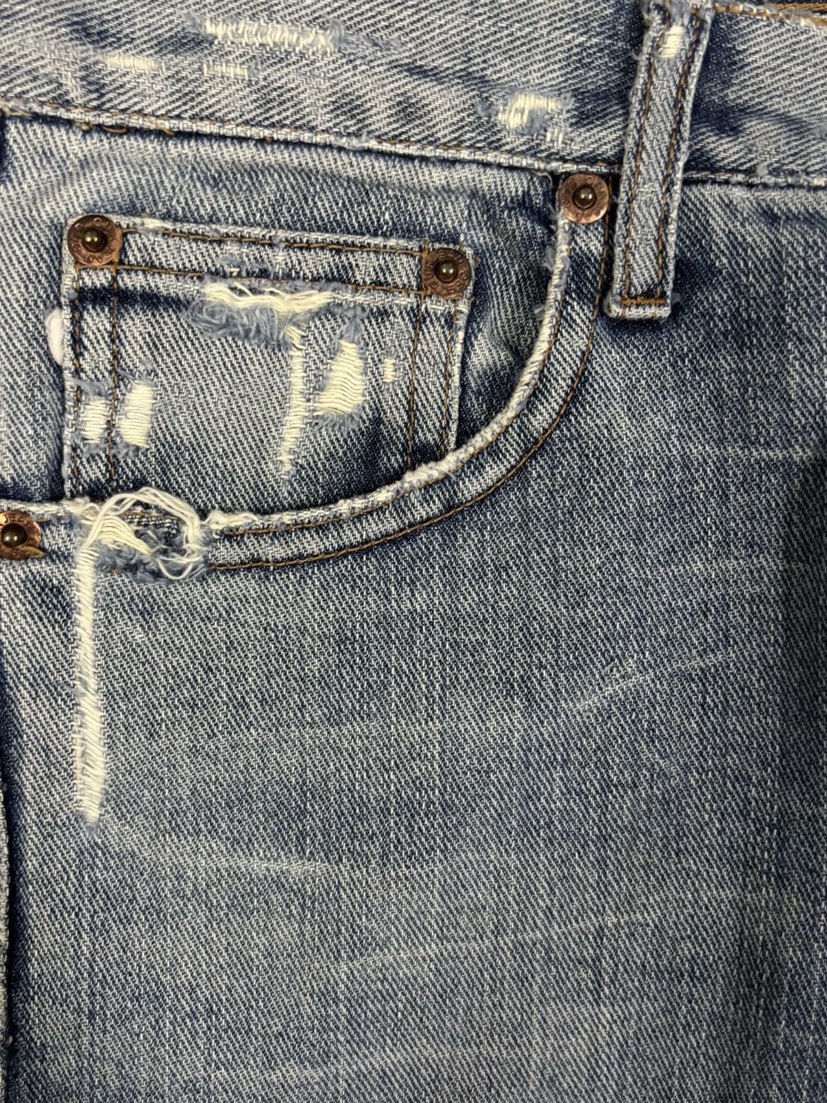 Quiksilver Vintage Quiksilver Light Washed Regular Fit Distressed Jeans Size US 29 - 4 Thumbnail