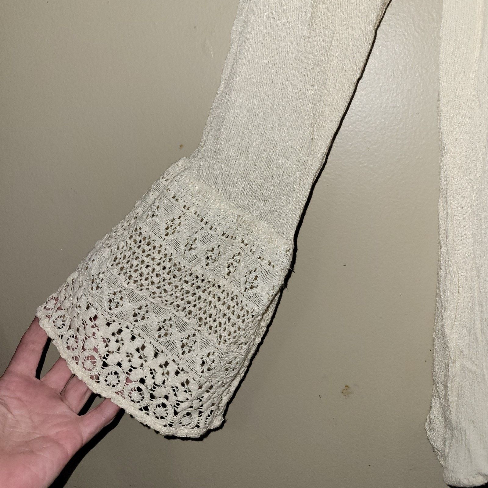 & Other Stories Altered State Tunic Blouse Flowy Sleeves Fringe Cream M/L Size L / US 10 / IT 46 - 2 Thumbnail