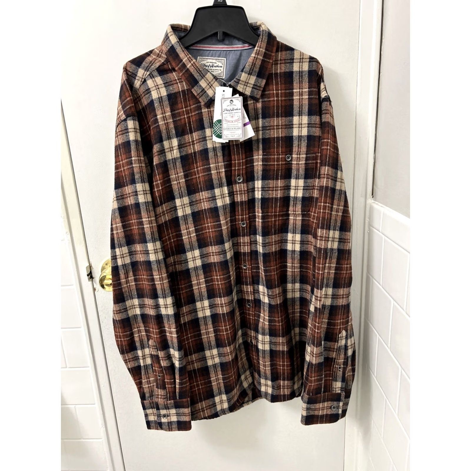 Flag & Anthem Flag & Anthem Flannel Shirt Mens 2XL Burgundy Plaid Button-Down L/S Mulitcolor Casual Workwear Rugged Flag Theme Size US XXL / EU 58 / 5 - 2 Thumbnail