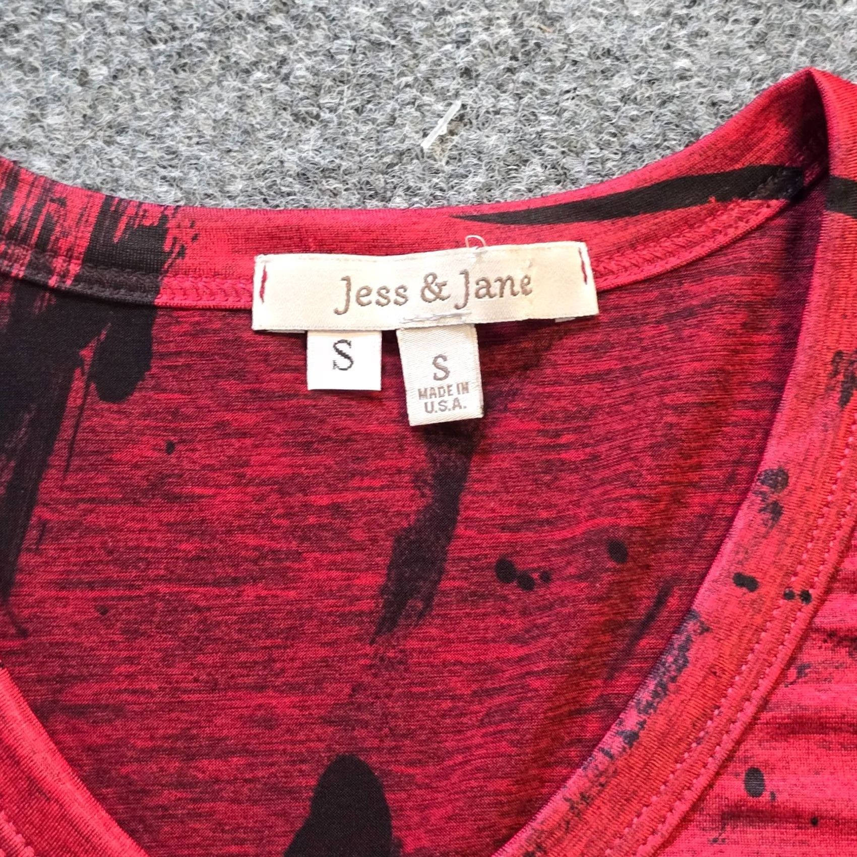Vintage Jess Jane Top Womens Size Small Red Abstract Art Stretchy Slinky Casual Travel Shirt Blouse Knit Polyester Spandex Long Sleeve Round Neck Vintage No Size S / US 4 / IT 40 - 3 Thumbnail