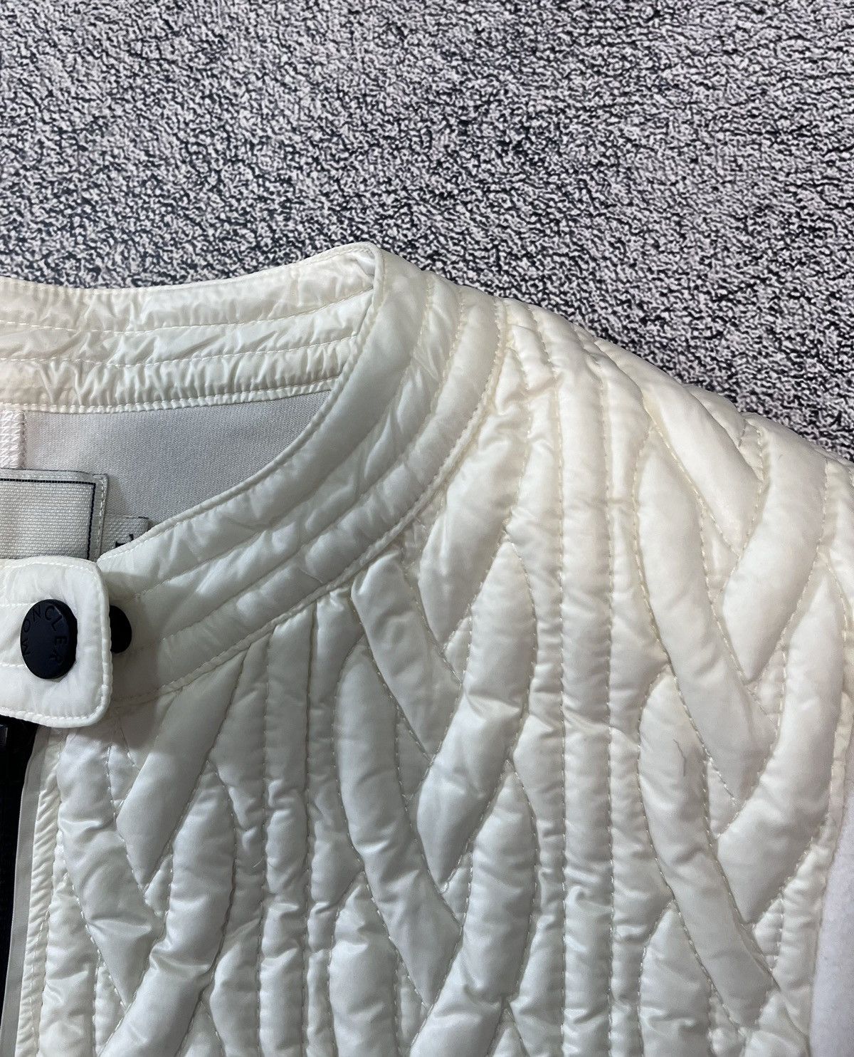 Moncler Moncler Grenoble Jacket Maglia Collo Alla Coreana Down Fleec Size L / US 10 / IT 46 - 24 Thumbnail