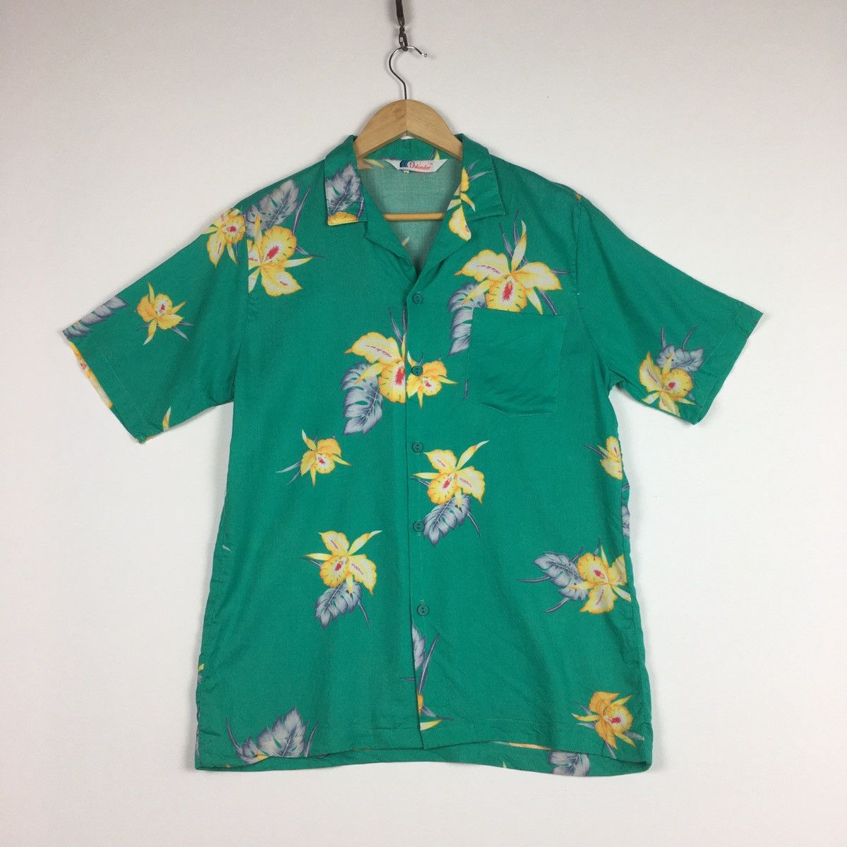 Vintage Vintage Islander Hawaiin Shirt Size US M / EU 48-50 / 2 - 1 Thumbnail
