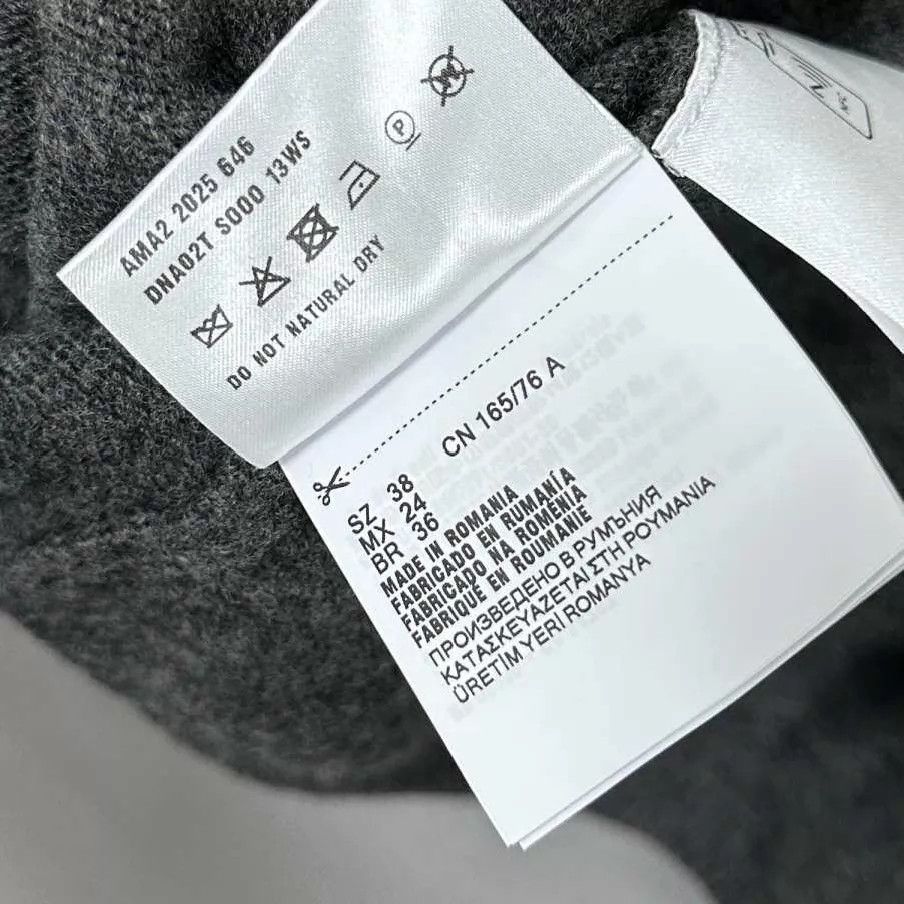 Miu Miu MIUMIU Charcoal Gray Back Logo Cardigan Size 36 Size XS / US 0-2 / IT 36-38 - 4 Thumbnail