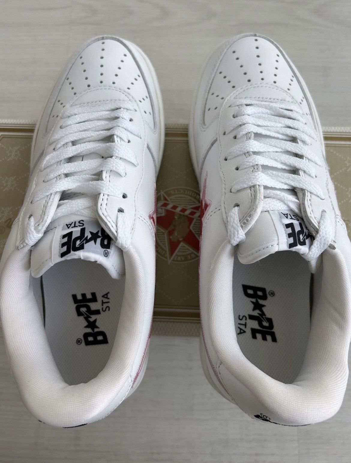Bape × Kaws VERY RARE OG 2005 A BATHING APE X KAWS PINK CAMO BAPESTA Size US 8 / EU 41 - 6 Thumbnail