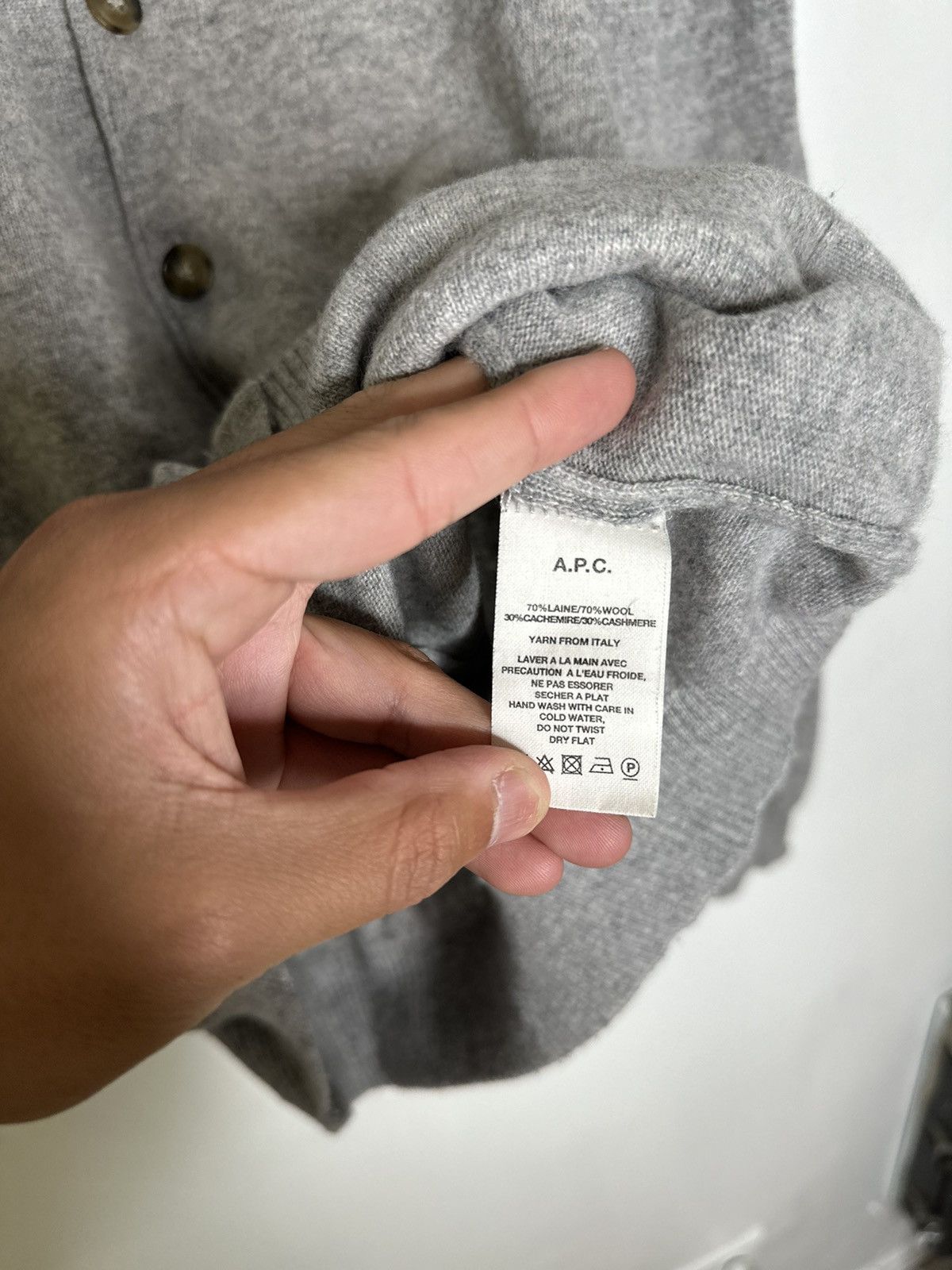 A.P.C. Grey Cashmere Blend Cardigan Size US XL / EU 56 / 4 - 6 Thumbnail