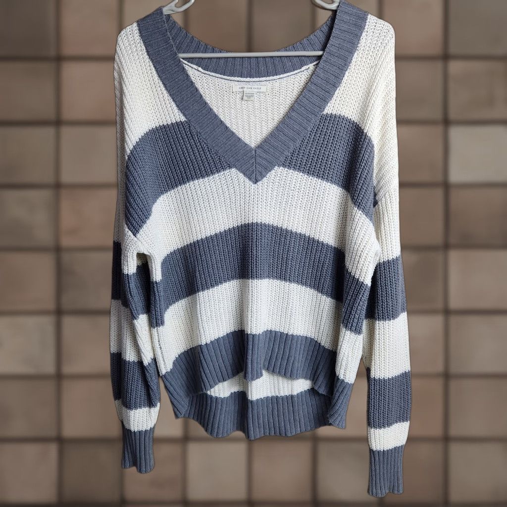 American Eagle Outfitters American Eagle Womens Gray/Cream Oversized Slouchy Deep V-Neck Sweater Size XS Size XS / US 0-2 / IT 36-38 - 1 Thumbnail