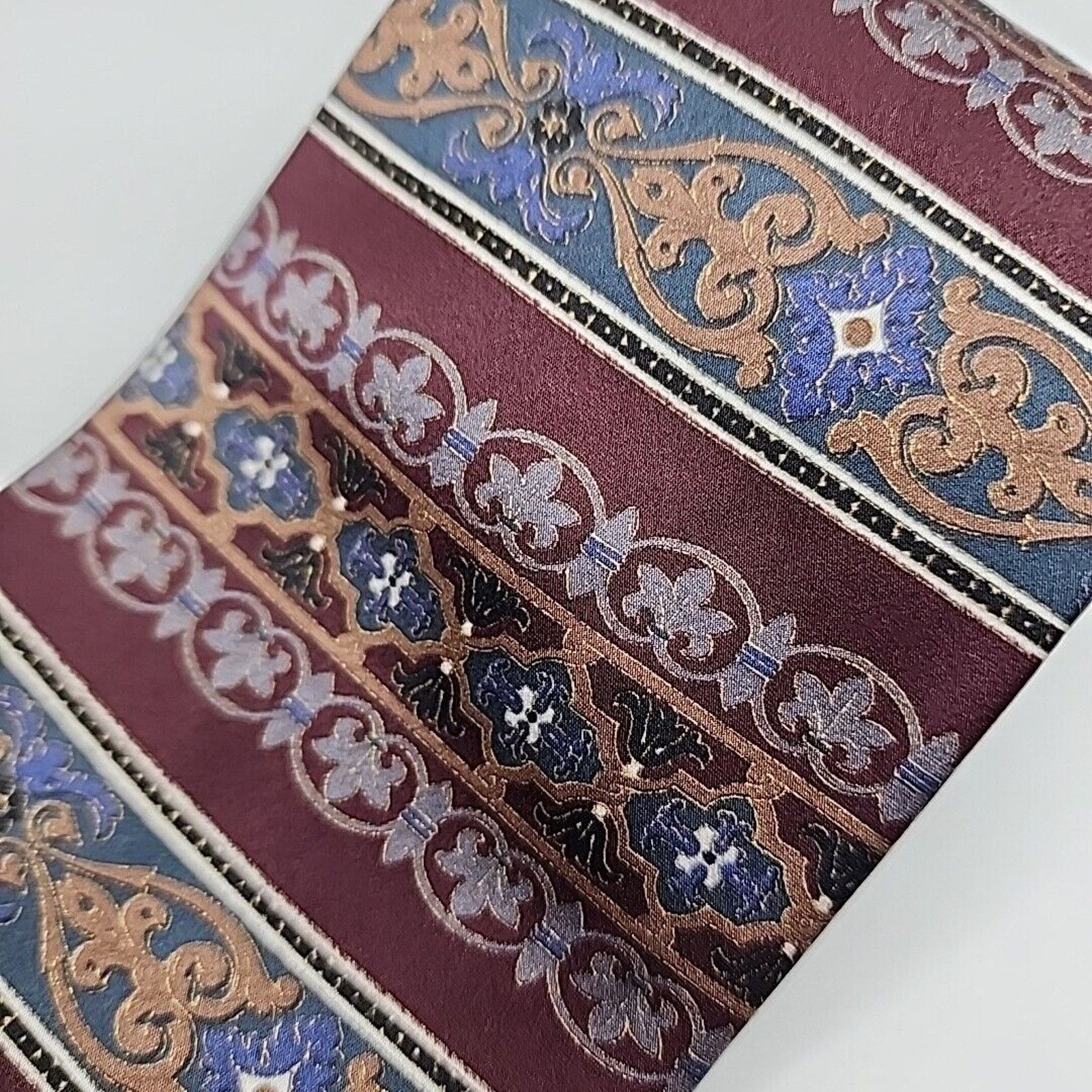 Arrow The Arrow Company Silk Necktie, Burgundy & Gold Paisley Size ONE SIZE - 3 Thumbnail