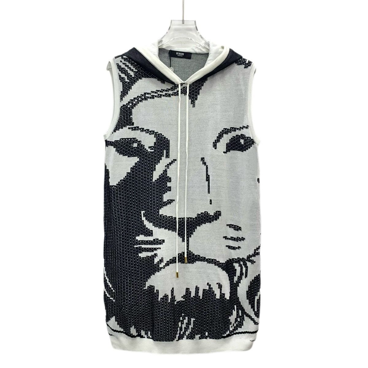 Versace Versace Tiger Head Sleeveless Drawstring Hoodie K26WX Size US XS / EU 42 / 0 - 1 Thumbnail