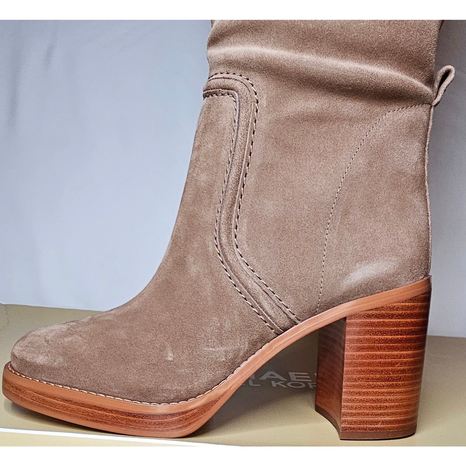 Michael Kors Michael Kors Hayden Suede Knee-High Boots in a taupe color Size US 7.5 / IT 37.5 - 12 Thumbnail