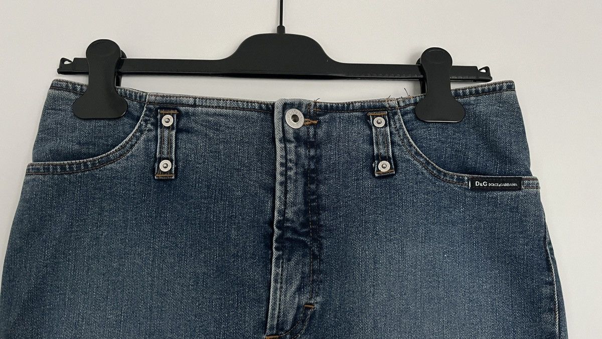 Dolce & Gabbana D&G Denim Skirt with Cut Out Size 30" / US 8 / IT 44 - 2 Thumbnail