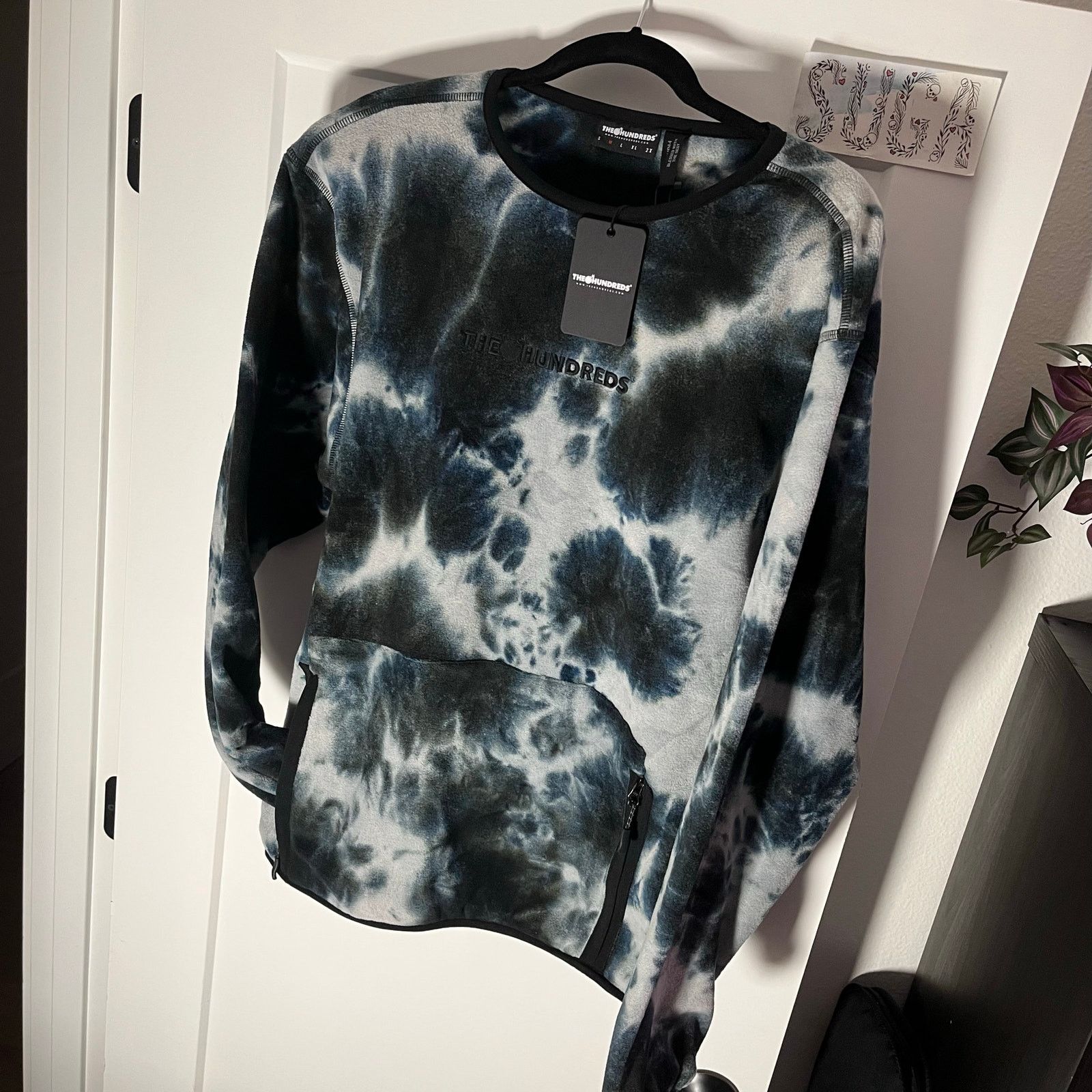 The Hundreds •NWT• THE HUNDREDS ACID TIEDYE Embroidered front Fleece • M Size US M / EU 48-50 / 2 - 6 Thumbnail