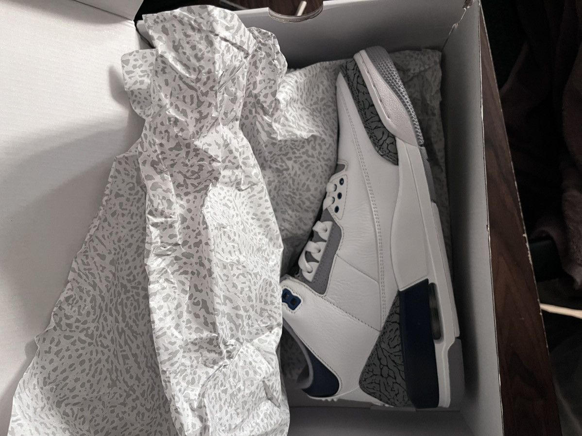 Jordan Brand Jordan 3 Retro White/Midnight Navy Size US 10.5 / EU 43-44 - 7 Thumbnail