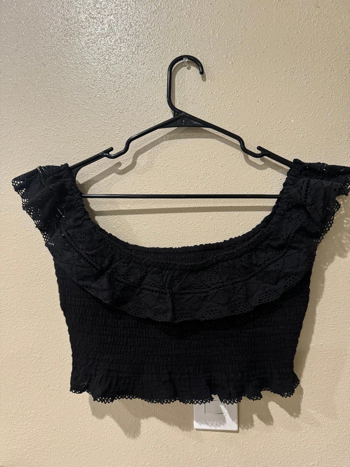 American Eagle Outfitters American Eagle Medium size Black Crop top Size M / US 6-8 / IT 42-44 - 1 Thumbnail