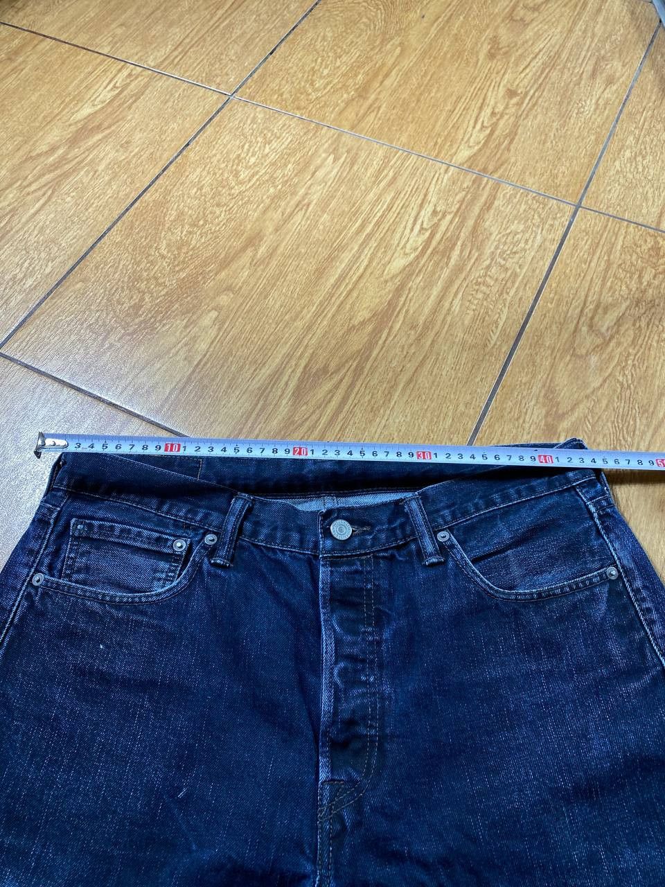 Levi's × Vintage Levi’s 501 Vintage 90s Custom Cut Distressed Denim Shorts Size US 34 / EU 50 - 14 Thumbnail