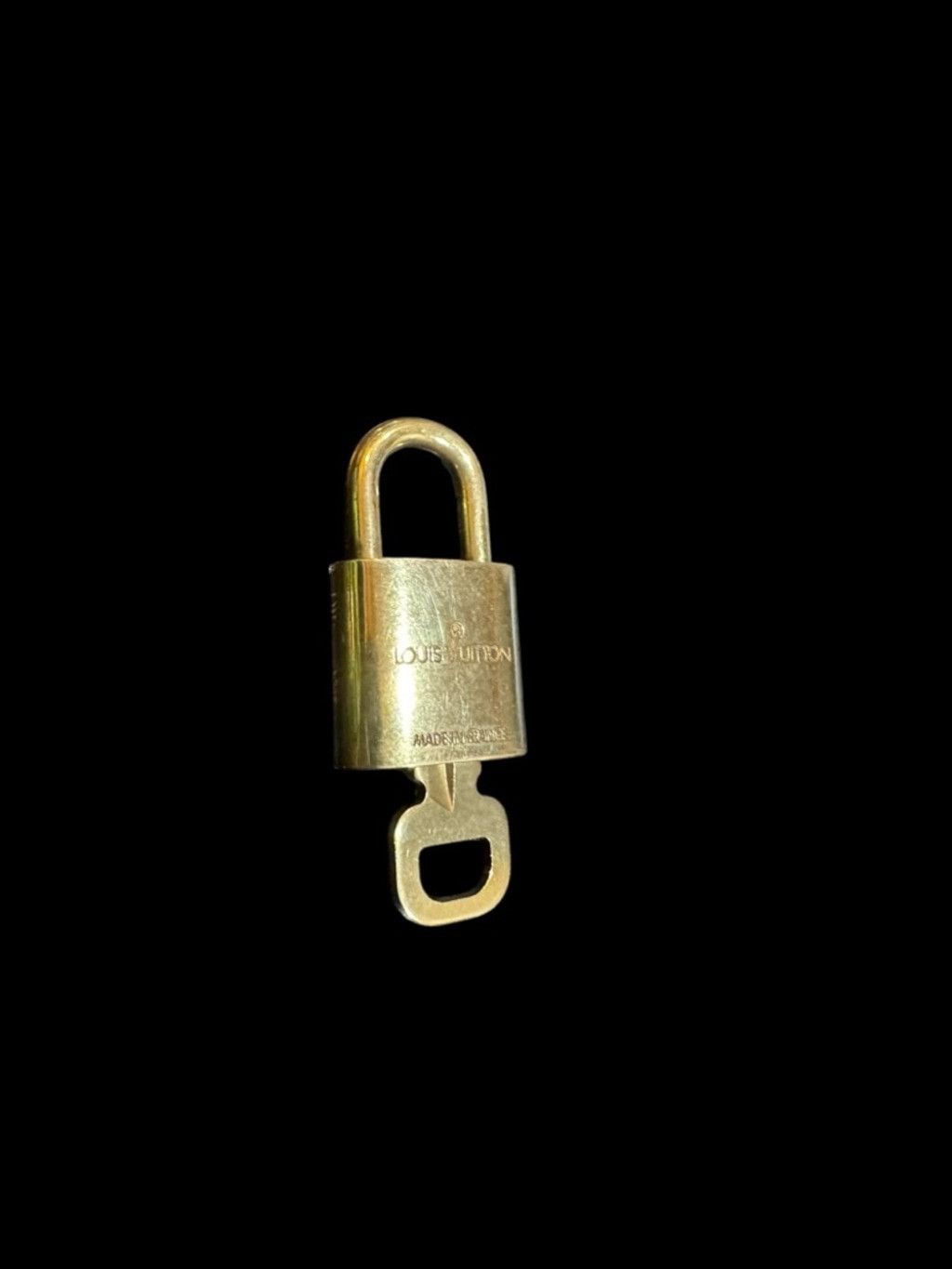 Louis Vuitton Louis Vuitton Gold-tone Padlock with Key #308 & COA Size ONE SIZE - 3 Thumbnail