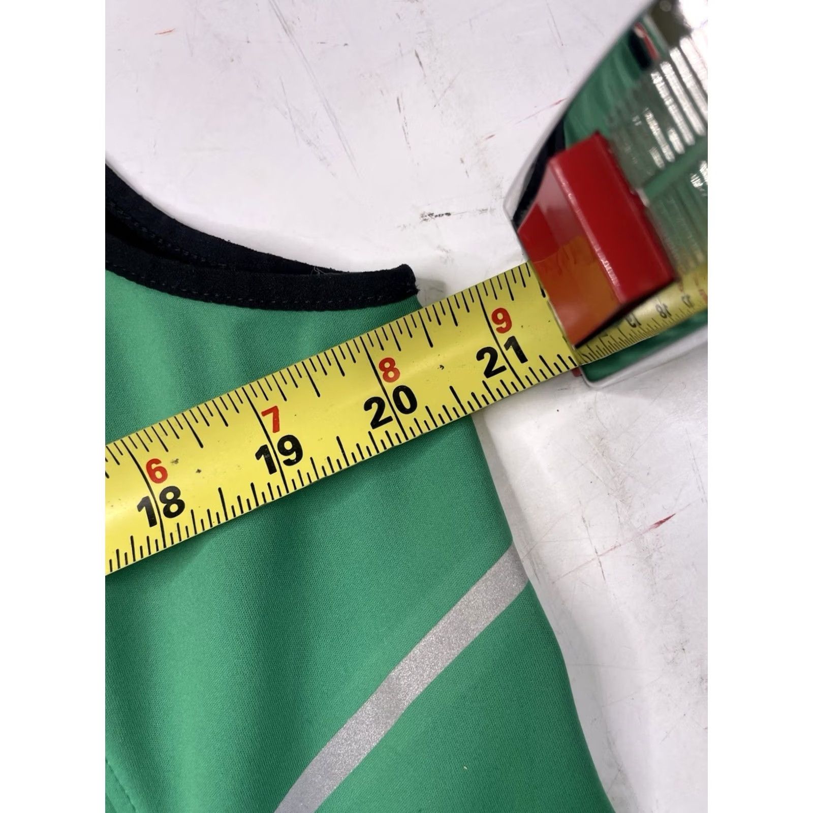 GOREWEAR Gore wear Windstopper Gilet Mythos Vest L Green Softshell Vest Mens Size US L / EU 52-54 / 3 - 7 Thumbnail