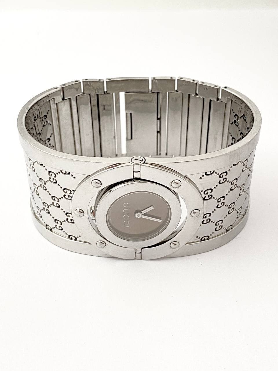 Gucci Gucci GG Logo Twirl Steel Quartz Bracelet Wrist Watch Y2K Size ONE SIZE - 2 Thumbnail