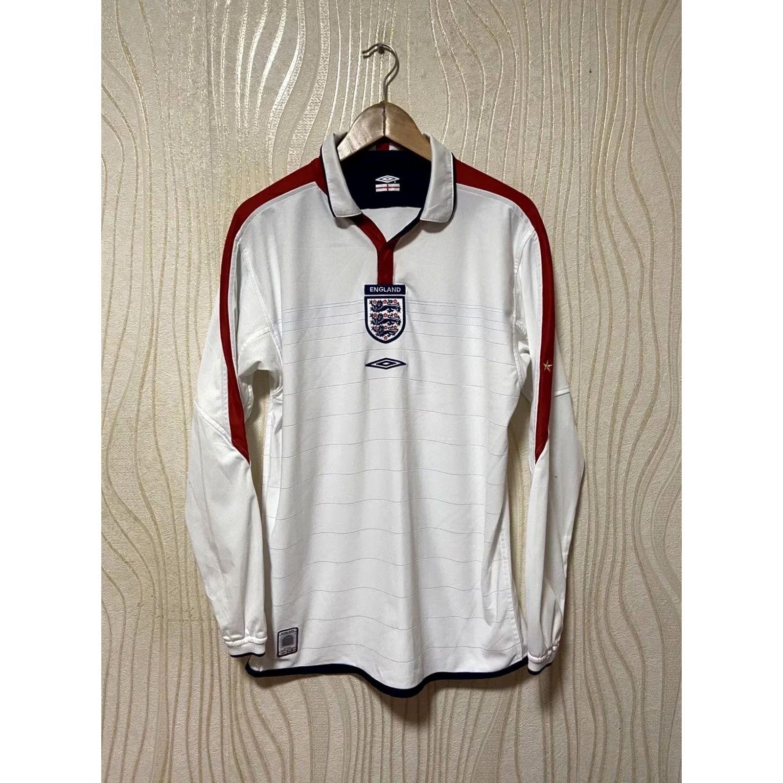 Umbro Umbro England 2003 2005 Home Football Jersey Mens Large Reversible Long Sleeves T-Shirt White Size US L / EU 52-54 / 3 - 3 Thumbnail