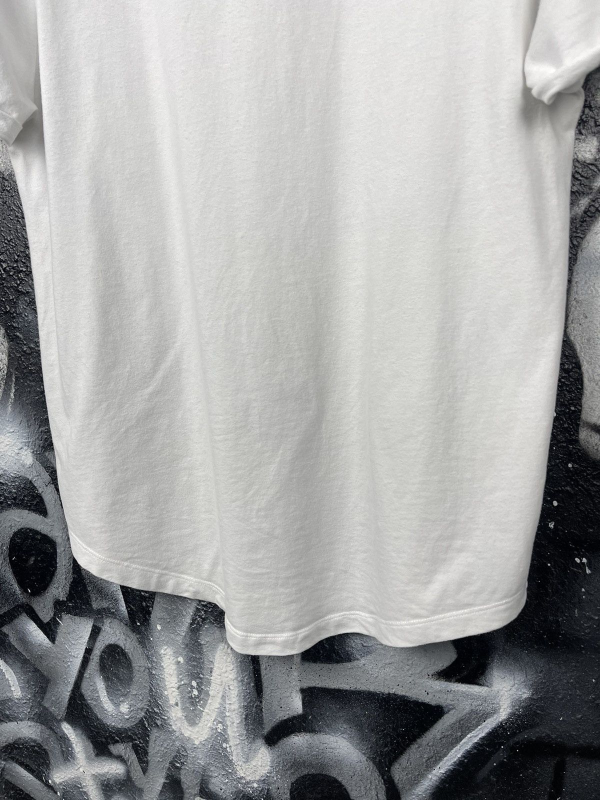 Balmain Balmain Flocked Coin White T-Shirt Men’s Size L Size US L / EU 52-54 / 3 - 9 Thumbnail